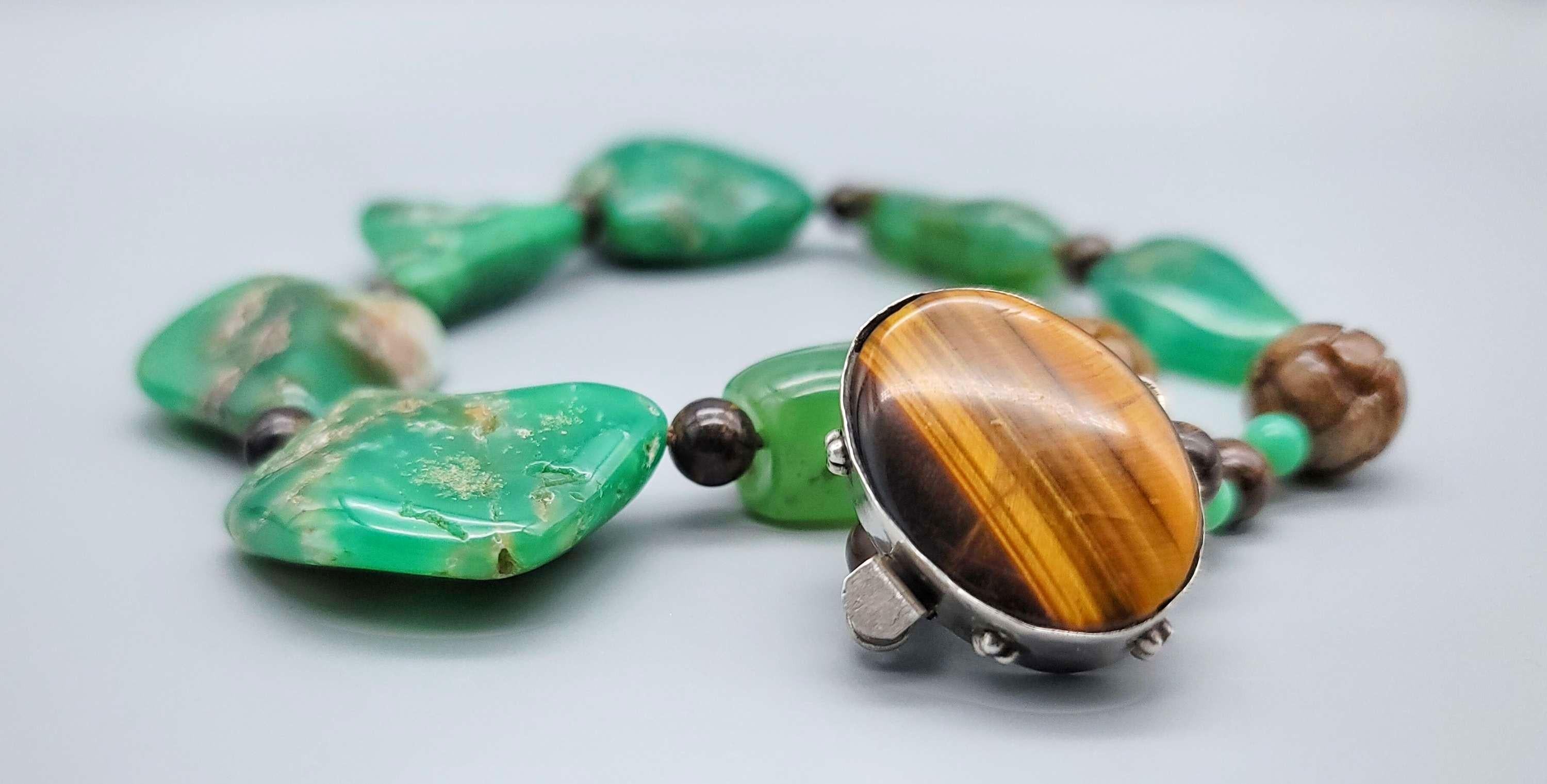 A.jeschel Remarkable Polished Chrysophase and Tiger Eye Necklace. For Sale 5