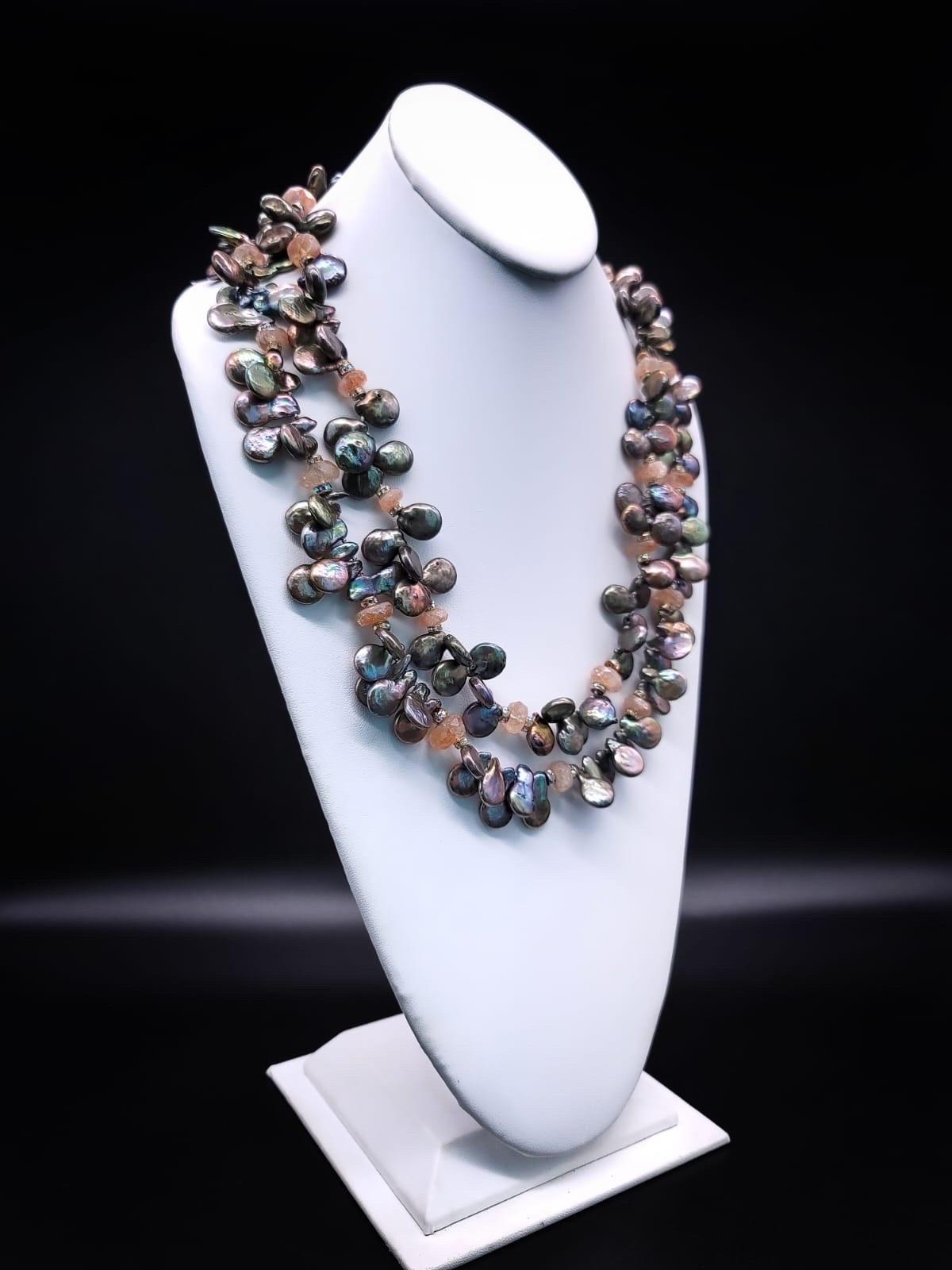 Mixed Cut A.Jeschel Stunning Grey Pearl necklace wit an Art Deco clasp. For Sale