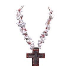 A.Jeschel Impresionante collar de perlas Keshi con colgante de cruz vintage.