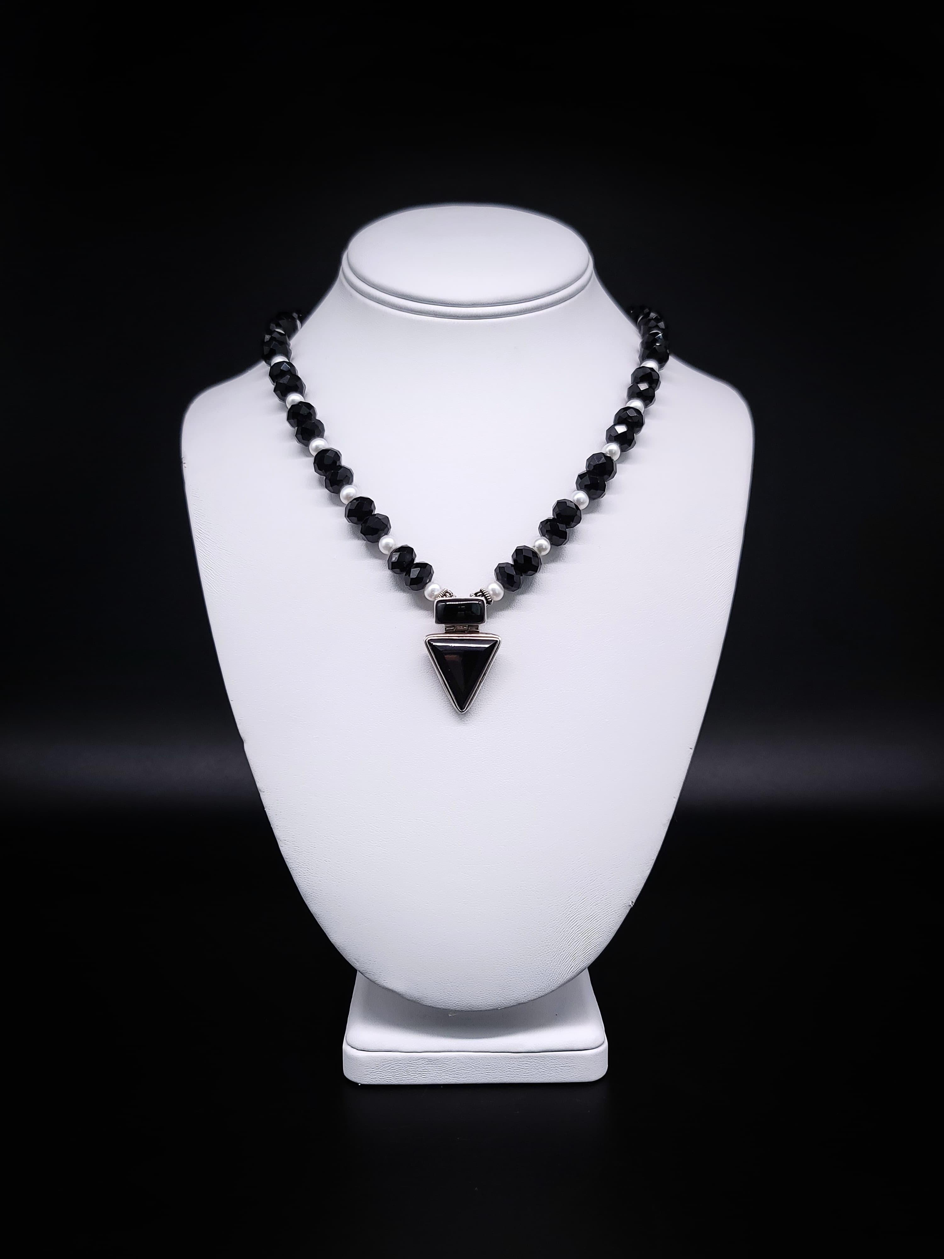 A.Jeschel Versatile and elegant Onyx pendant necklace. 1