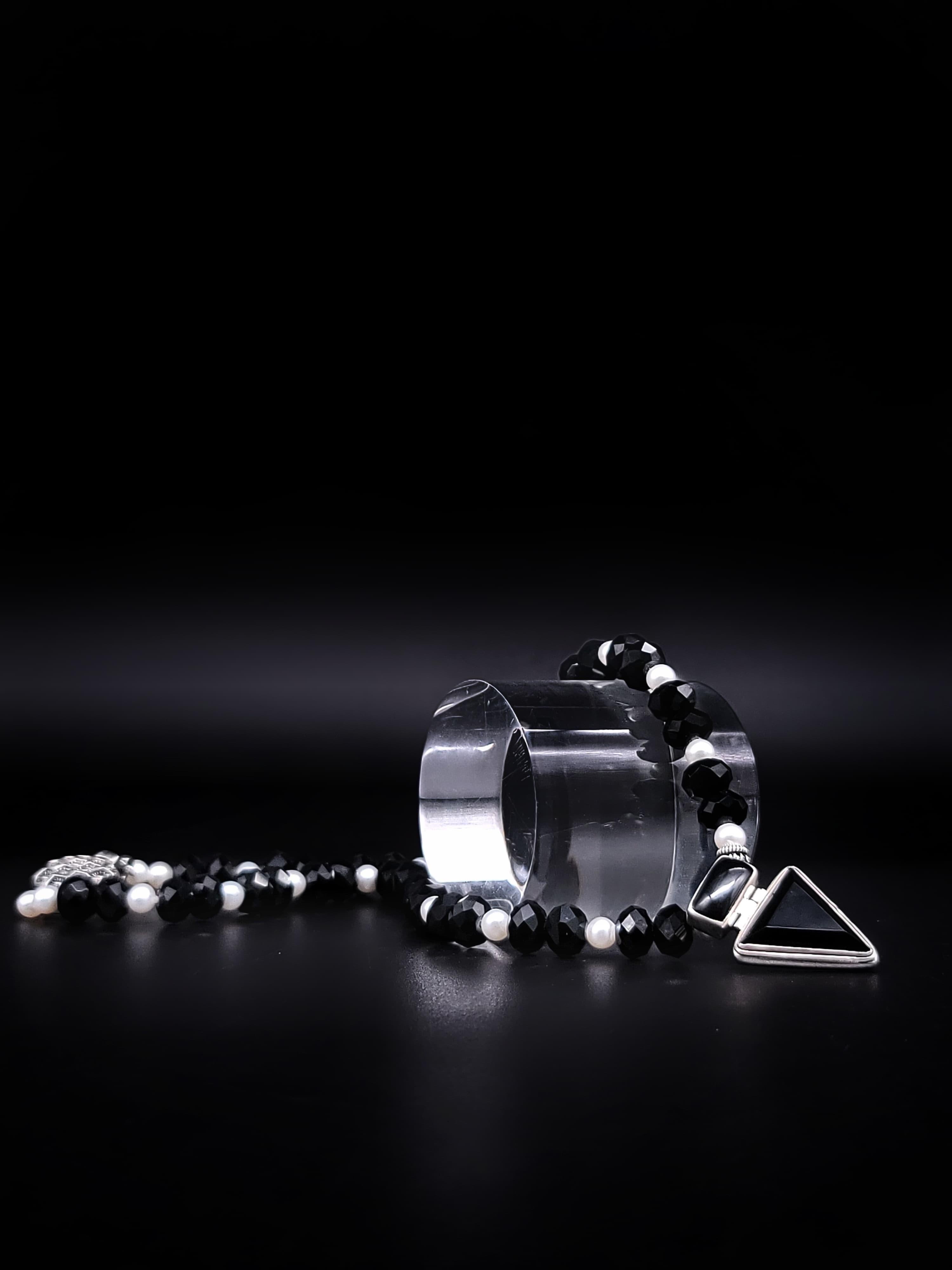 A.Jeschel Versatile and elegant Onyx pendant necklace. 2