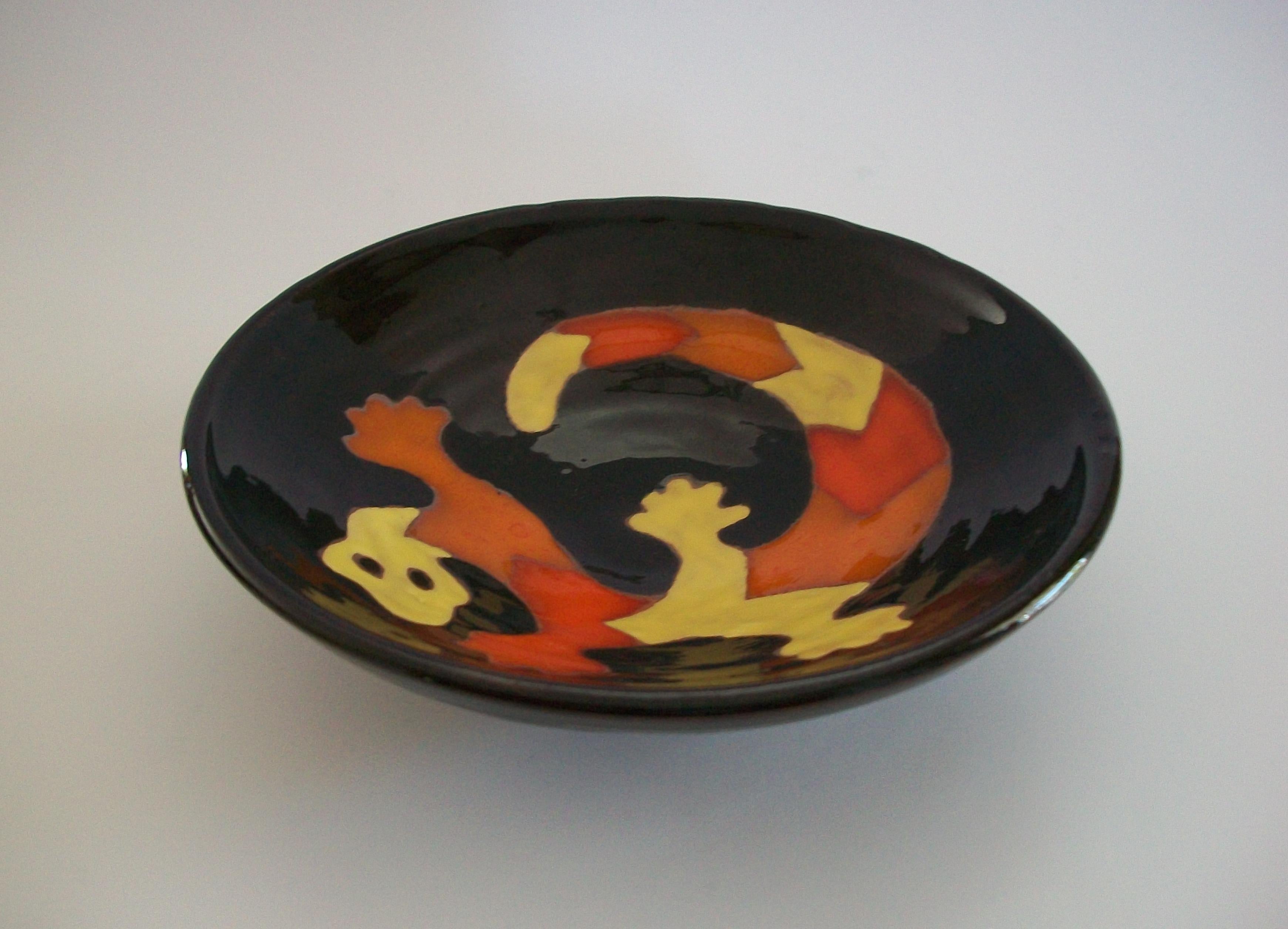 AJOUPA POTTERY - Studio Pottery Vide Poche - Signiert - Trinidad - CIRCA 1990 (20. Jahrhundert) im Angebot
