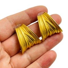 AK ANNE KLEIN vintage gold dangle designer runway earrings