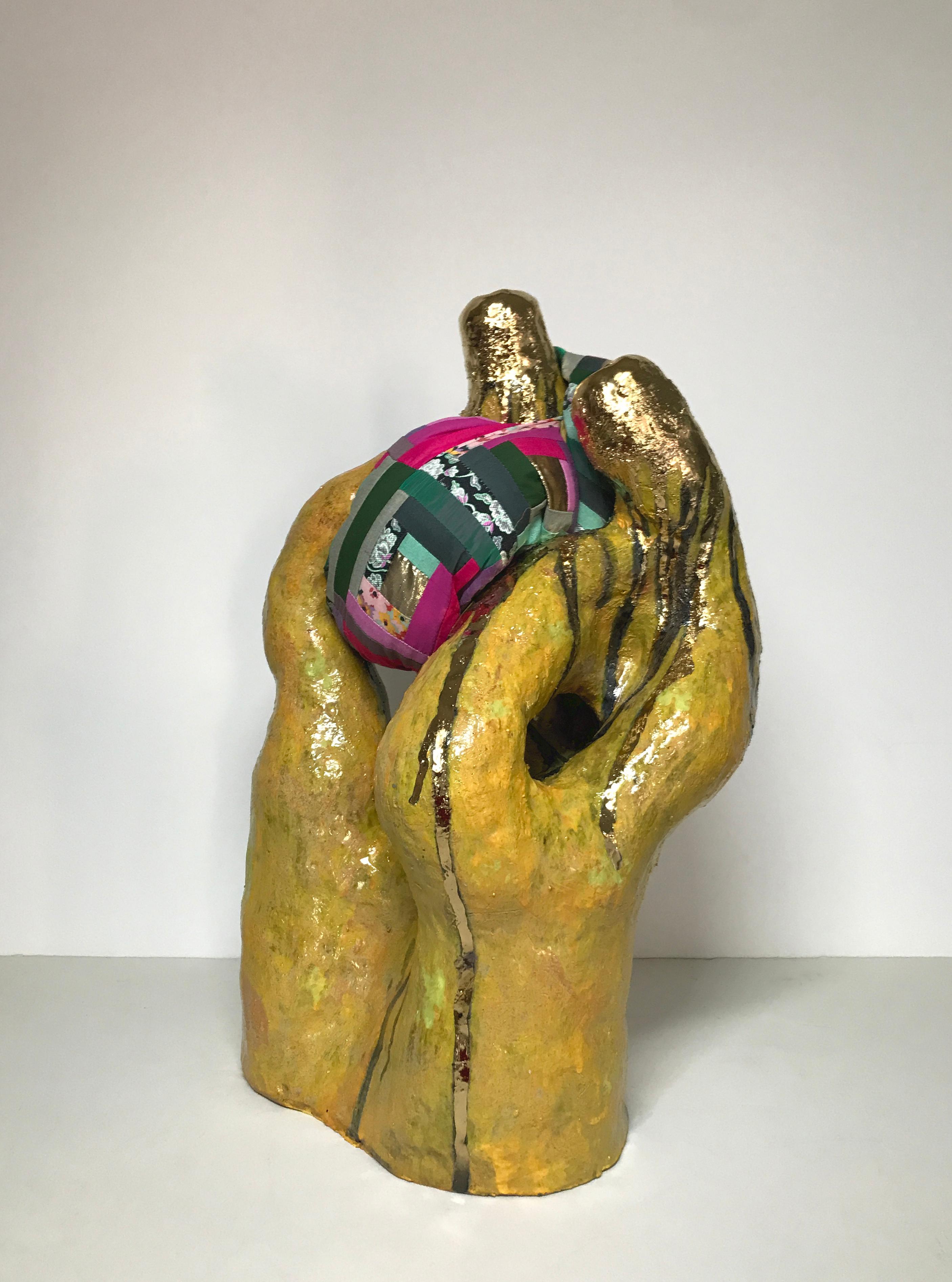 Escultura cerámica y textil: "Nº 5
