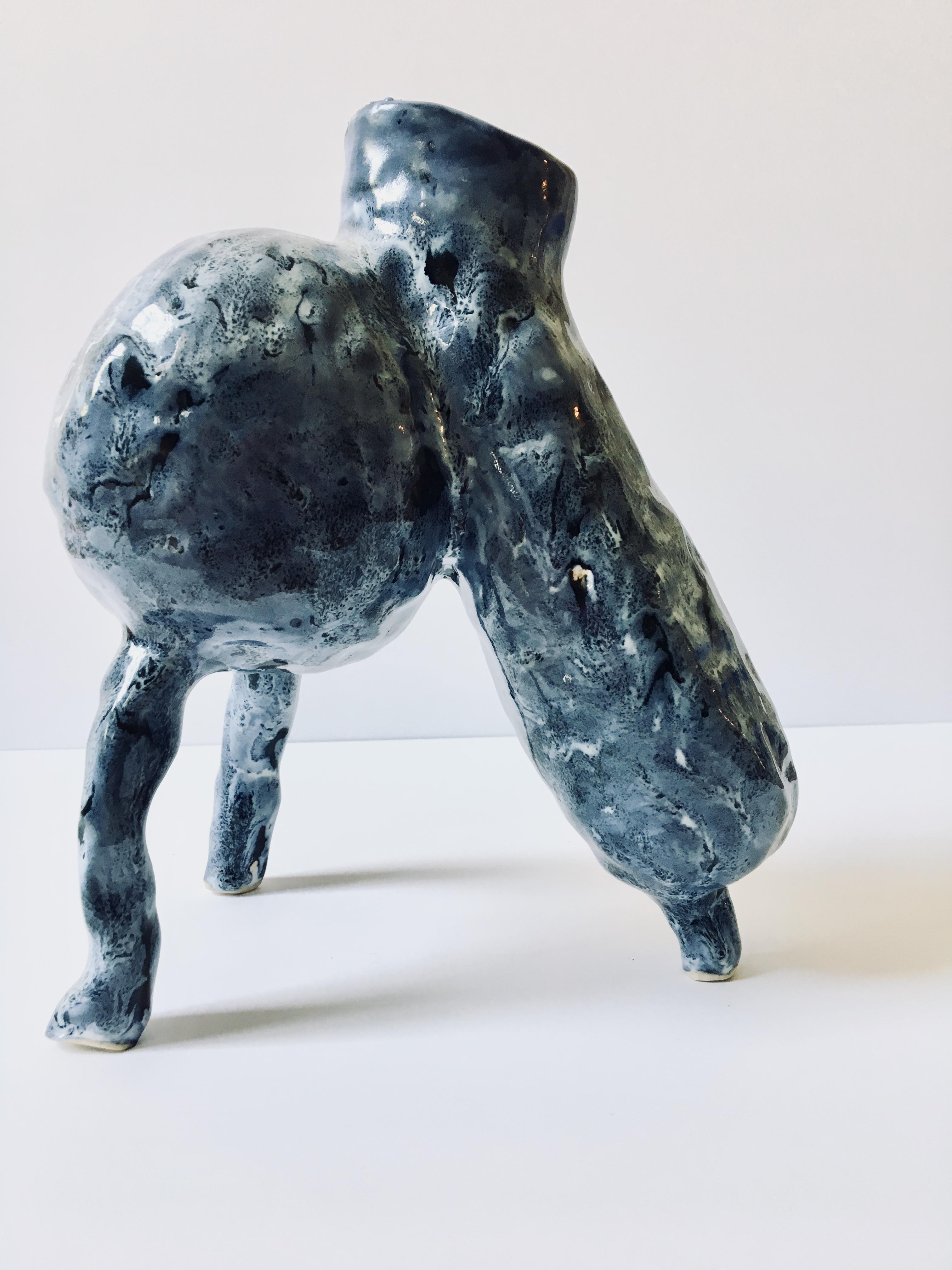 Ak Jansen Abstract Sculpture - Sculpture ceramic vessel: 'Creature Medium No 3'