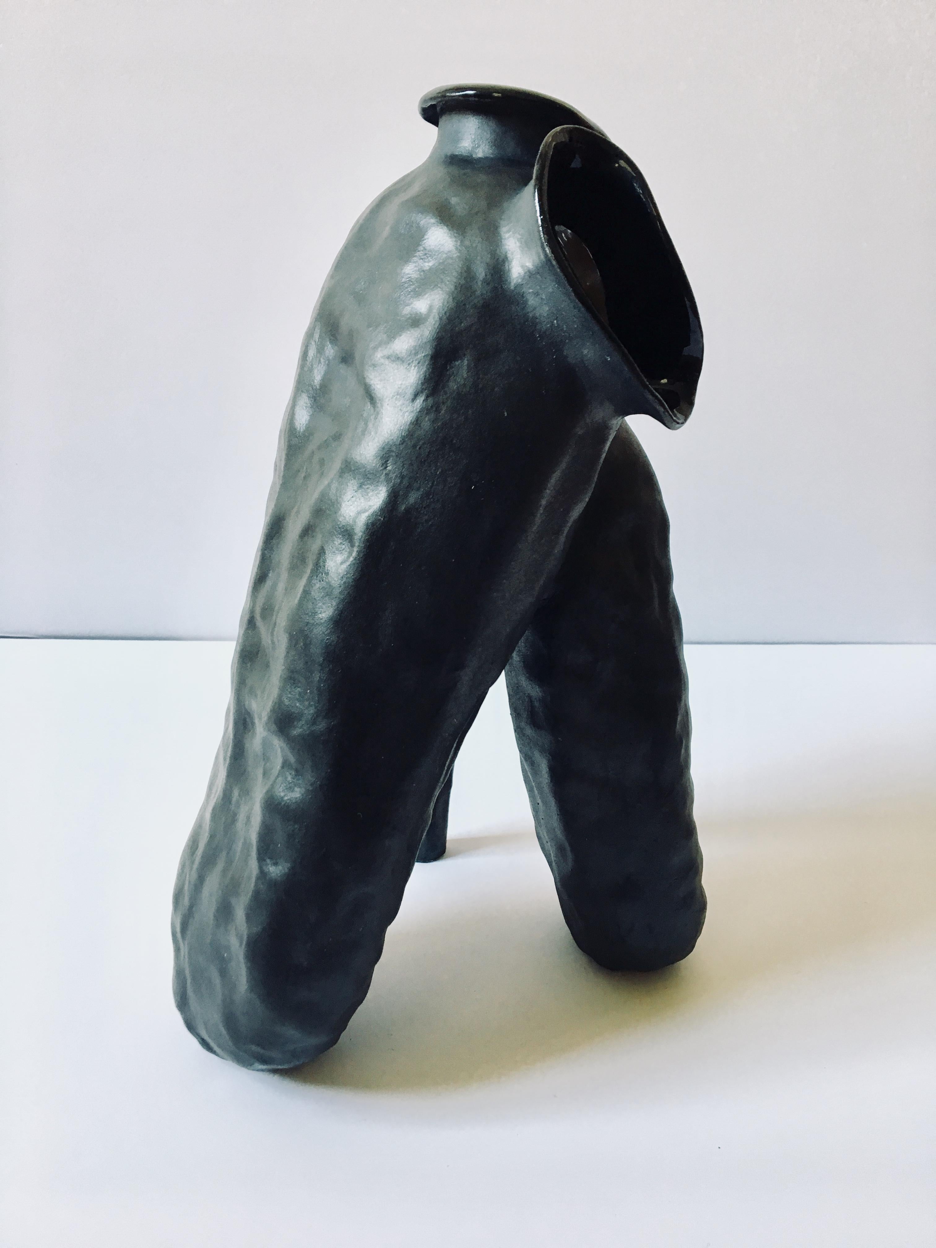 Sculpture of black ceramic vessel: 'Creature Medium No 6' - Gray Abstract Sculpture by Ak Jansen