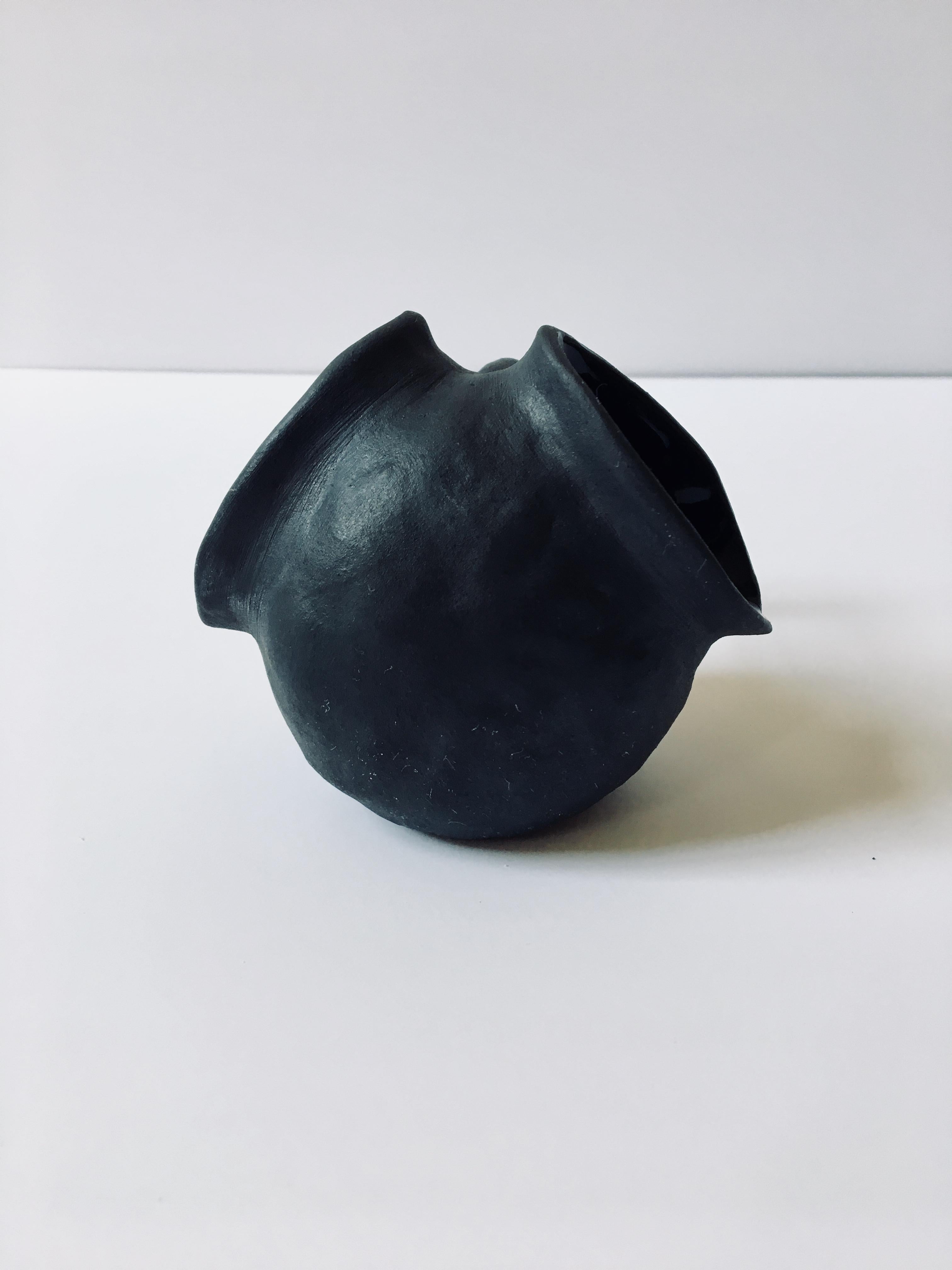 Sculpture ceramic vessels: 'Creatures No. 1, 6, 8' 16