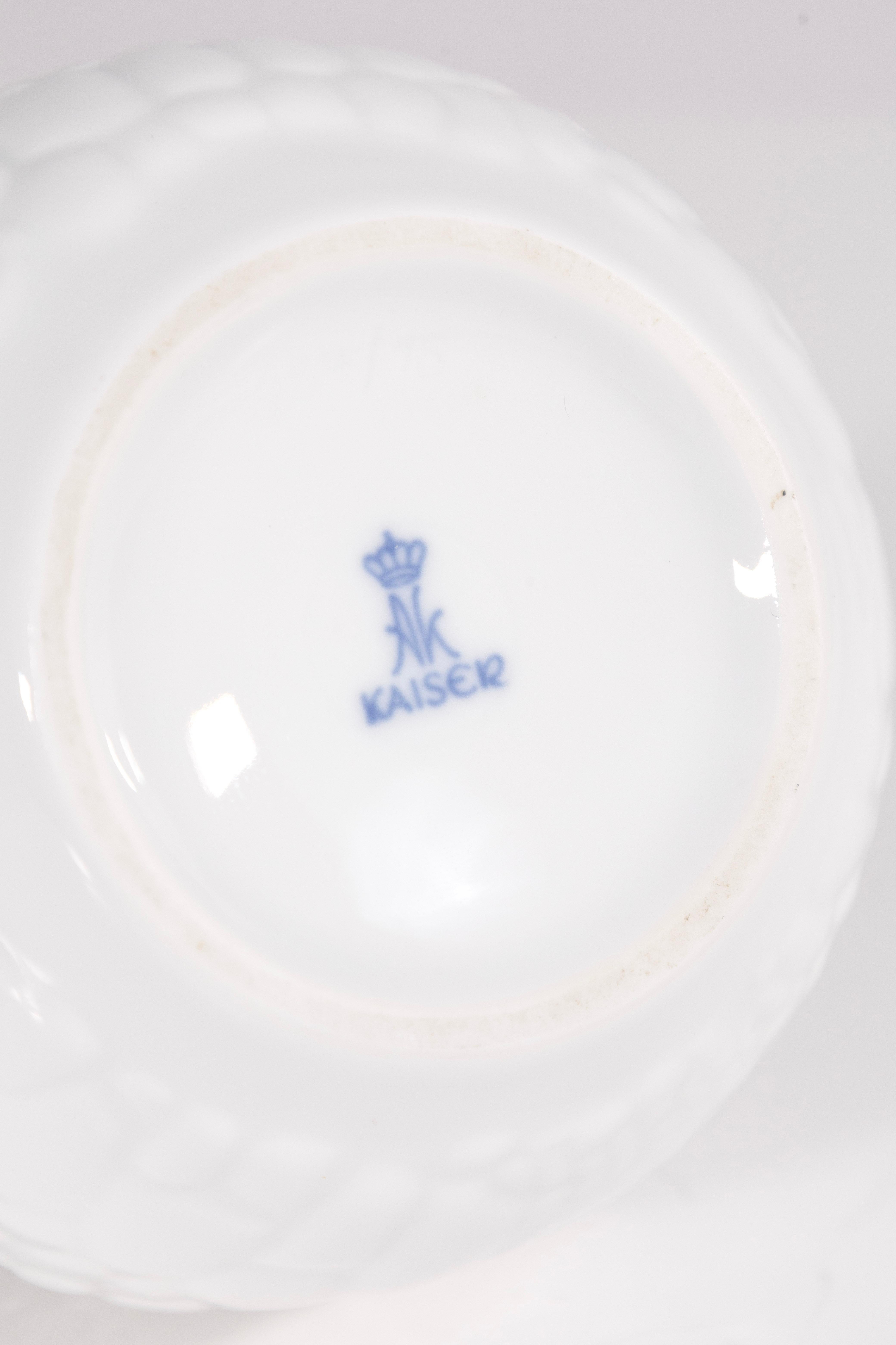 Ak Kaiser Gernan Op Art Biscuit Porcelain Vase 1970s In Good Condition For Sale In Keego Harbor, MI