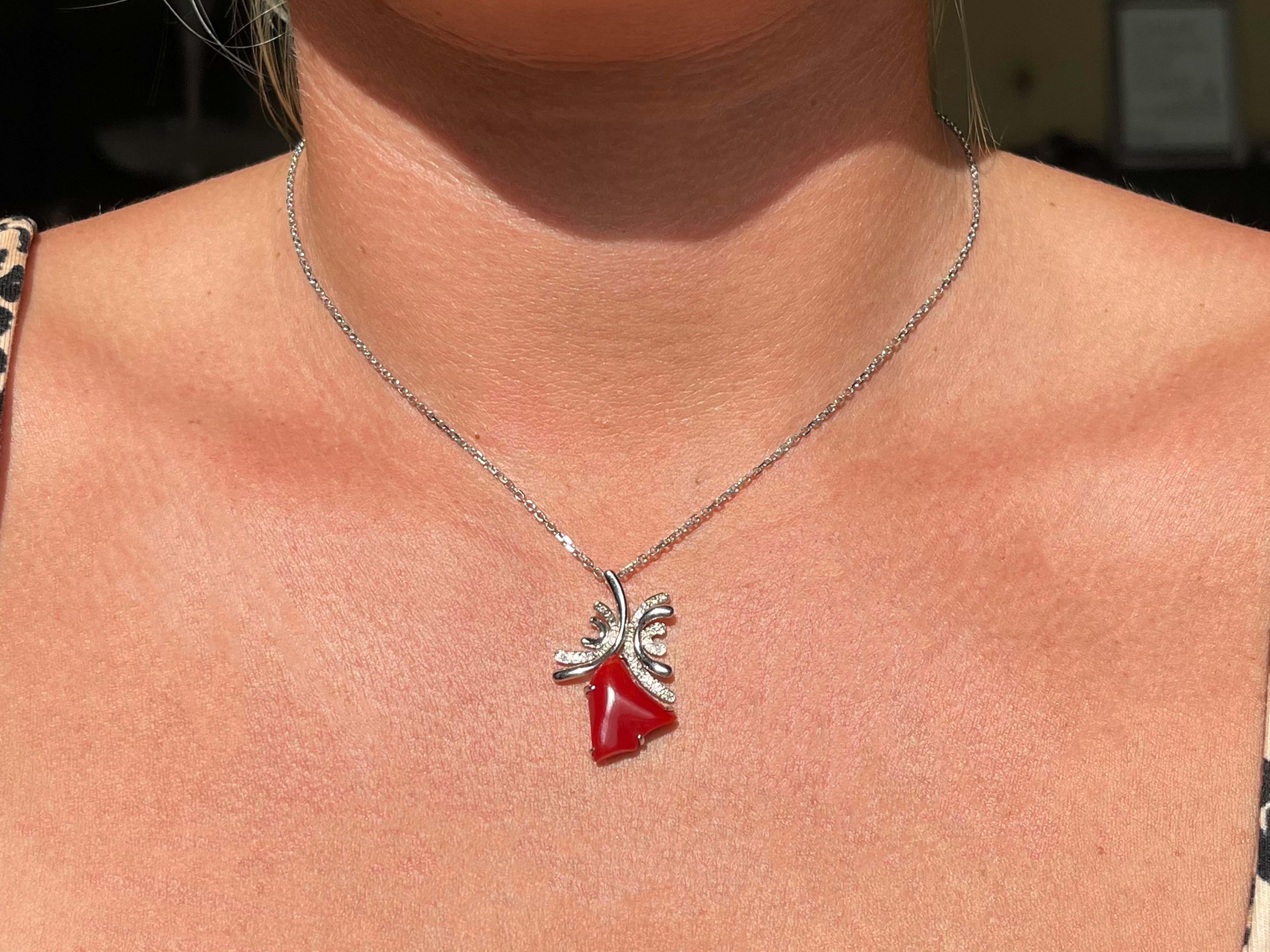 Item Specifications:

Necklace Metal: 14k  White Gold

Gemstone: aka red coral, natural not dyed

Total Weight: 6.5 Grams

Chain Length: 16