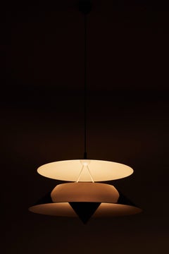 Akaari Pendant by Vico Magistretti for Oluce