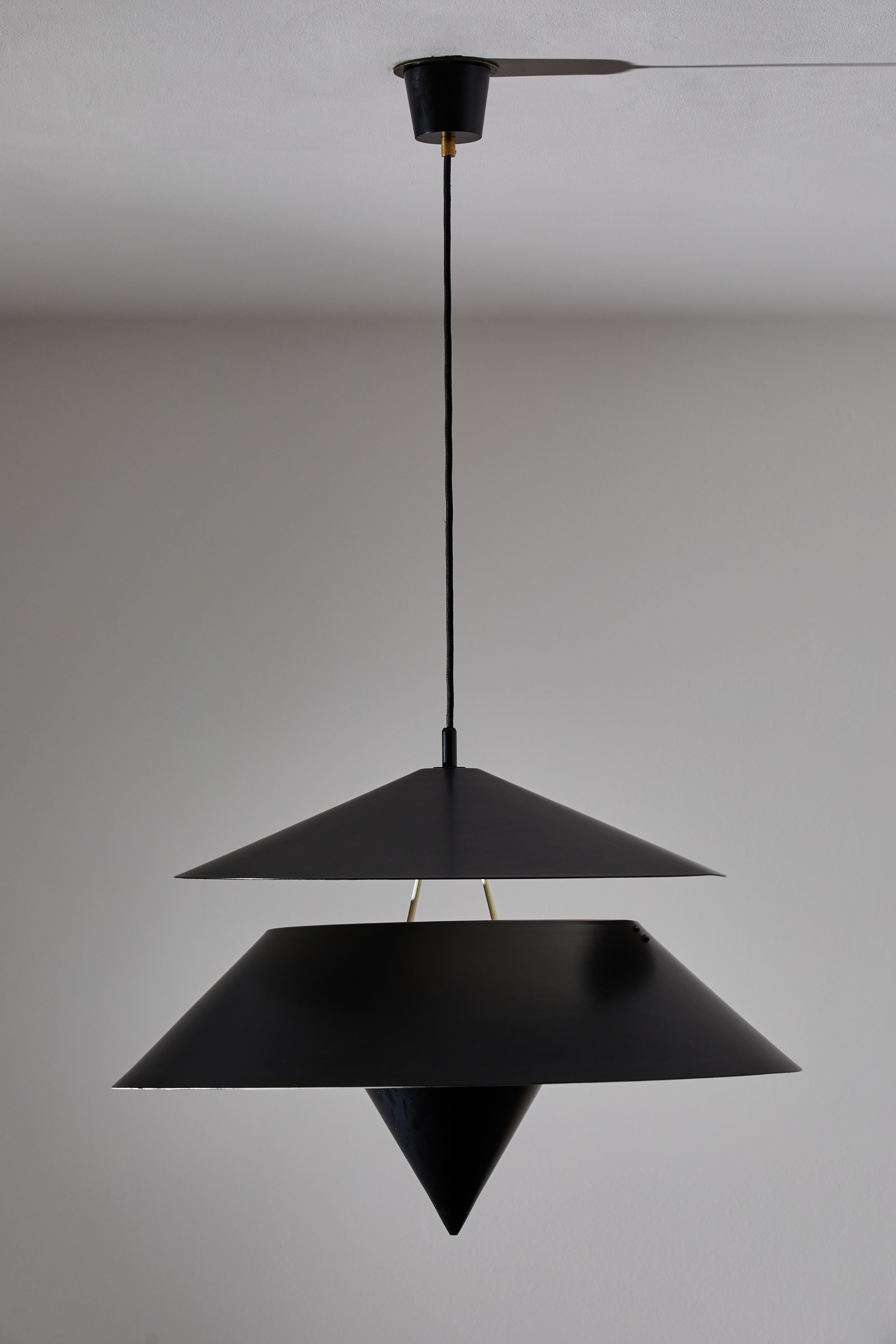 Akaari Suspension Light by Vico Magistretti for Oluce In Good Condition In Los Angeles, CA
