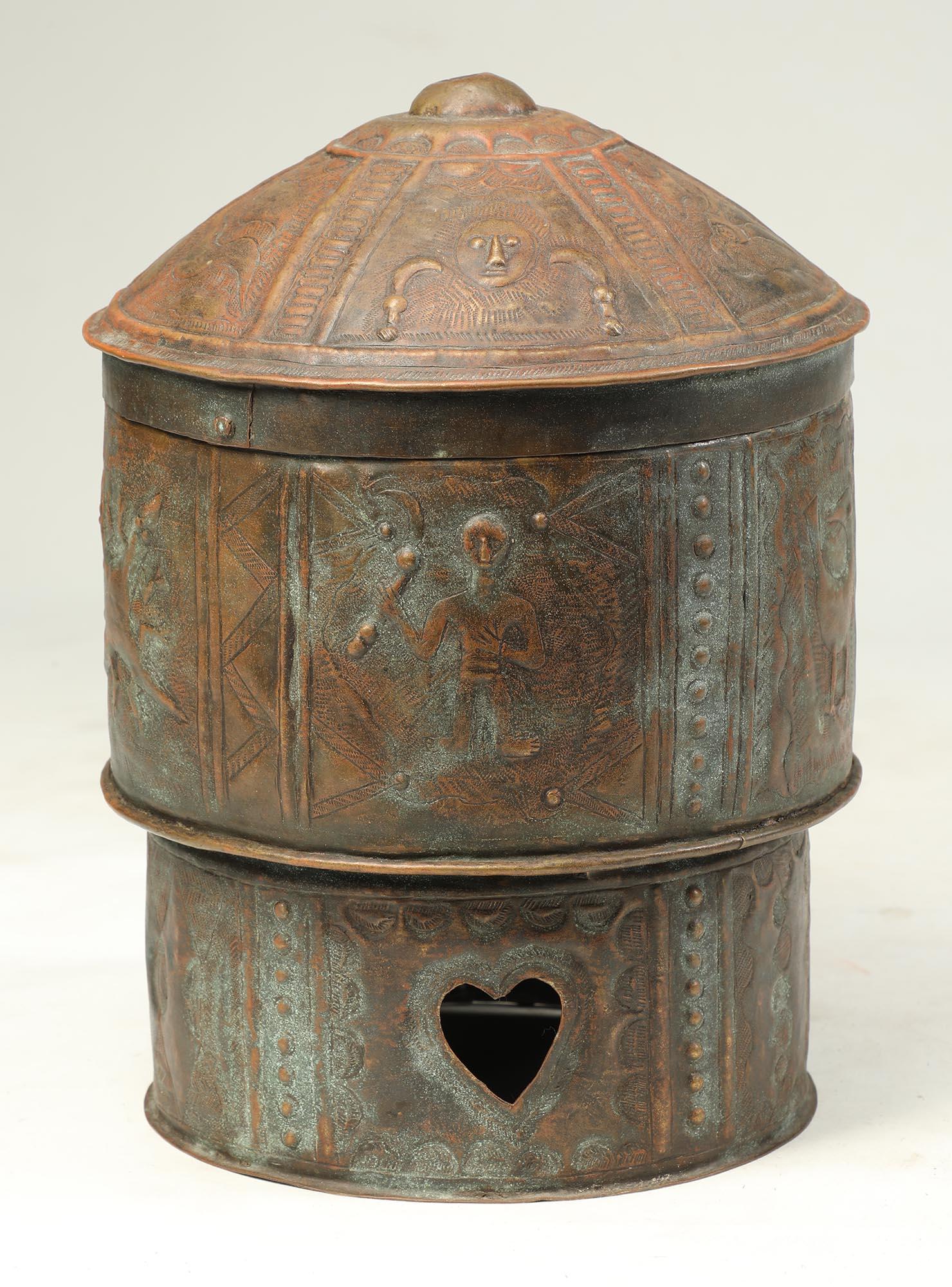 Tribal Akan Ceremonial Brass Bronze Lidded Container with Figures Ghana Africa For Sale