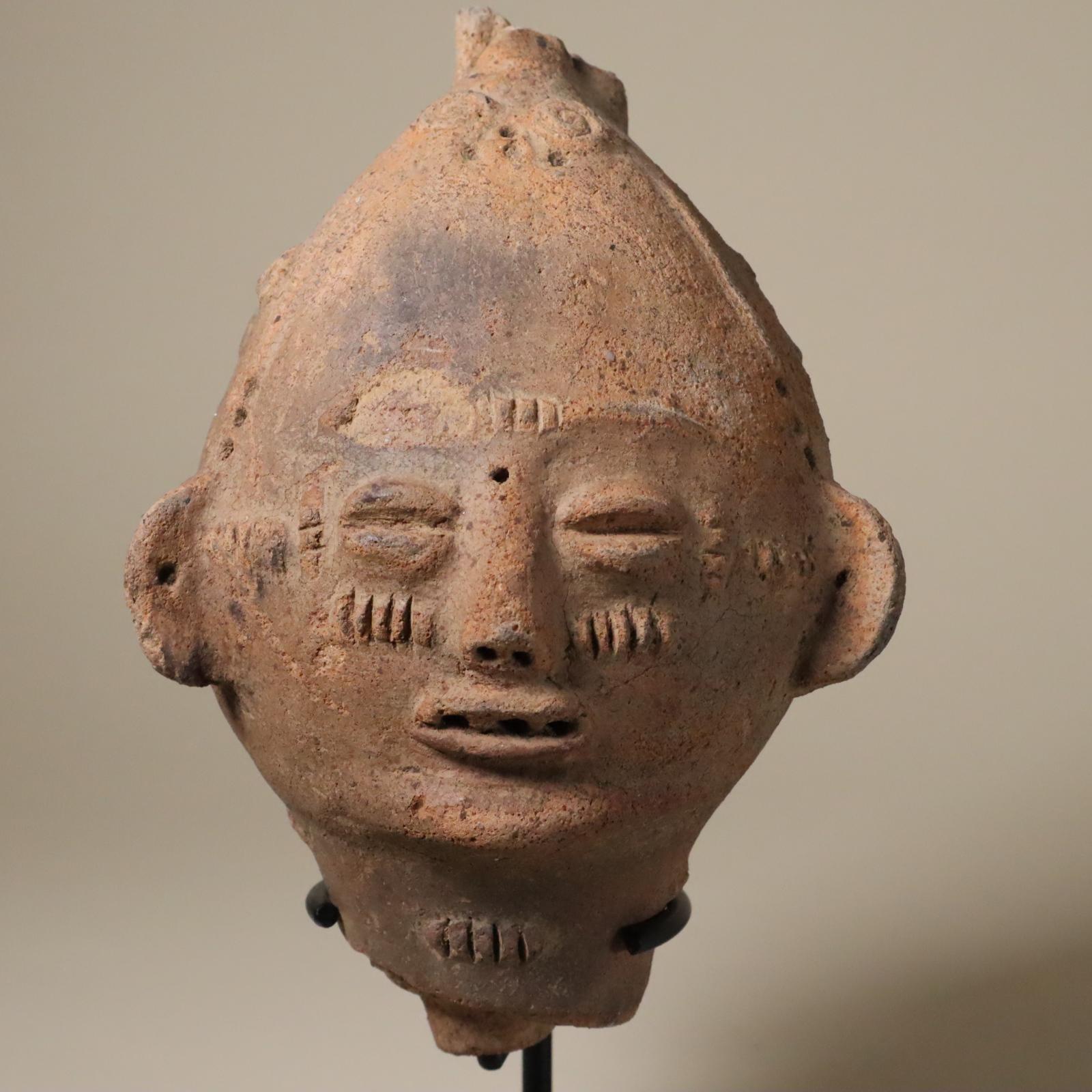 Ghanaian Store closing March 31.  Ghana Terracotta with Patina Old African Tribal Art For Sale