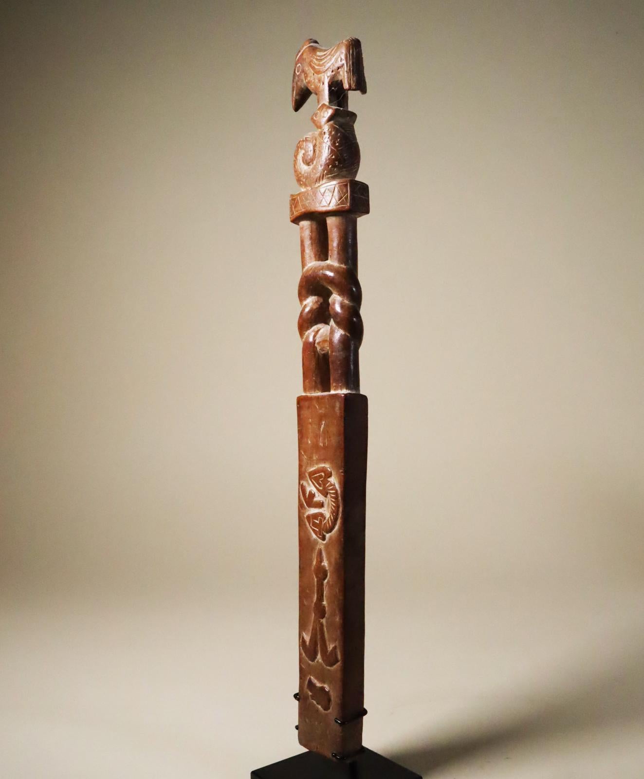 Hand-Carved Akan Wand or Staff Ghana Traditional West African Tribal Art Symbol or Proverb For Sale