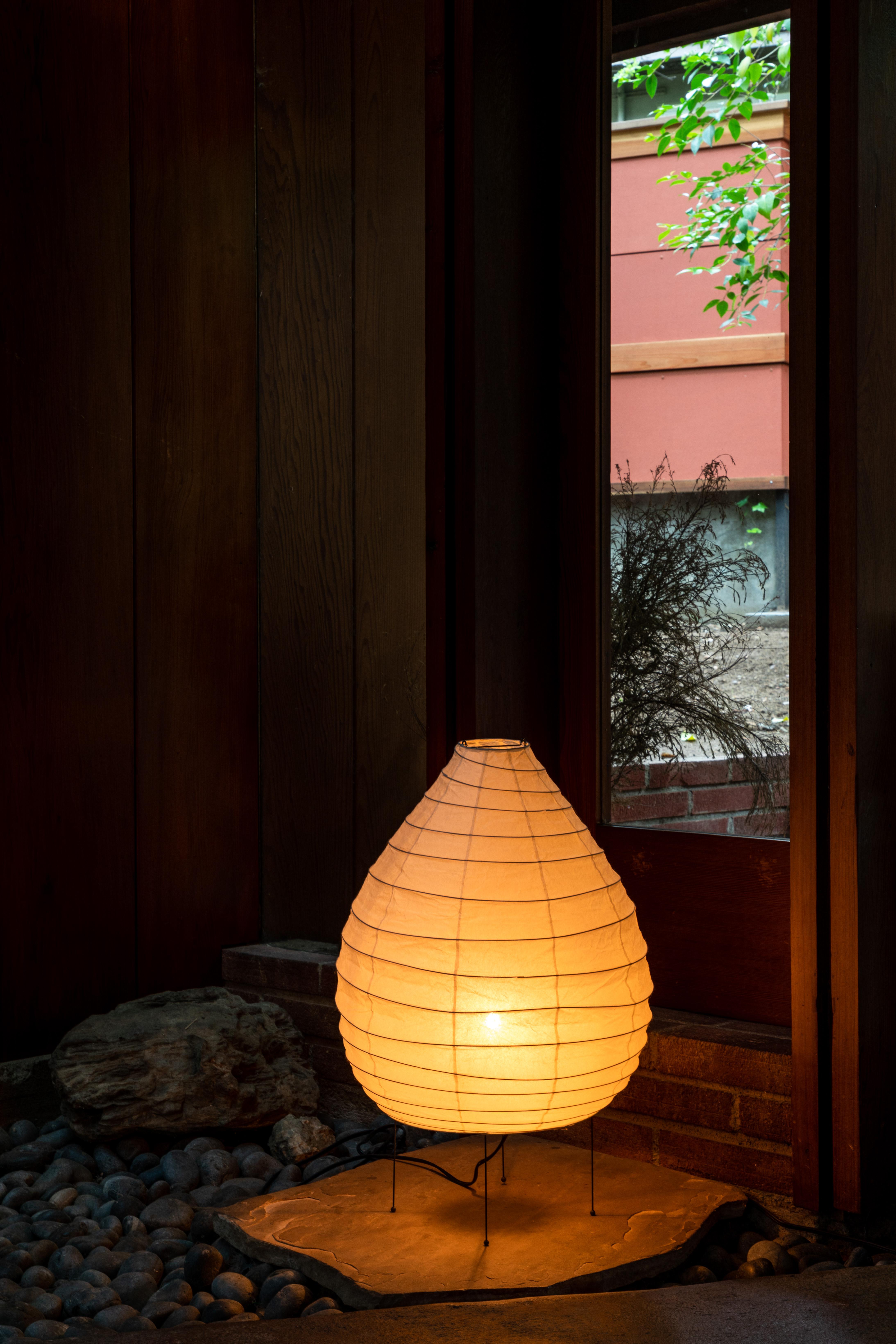 noguchi lamp