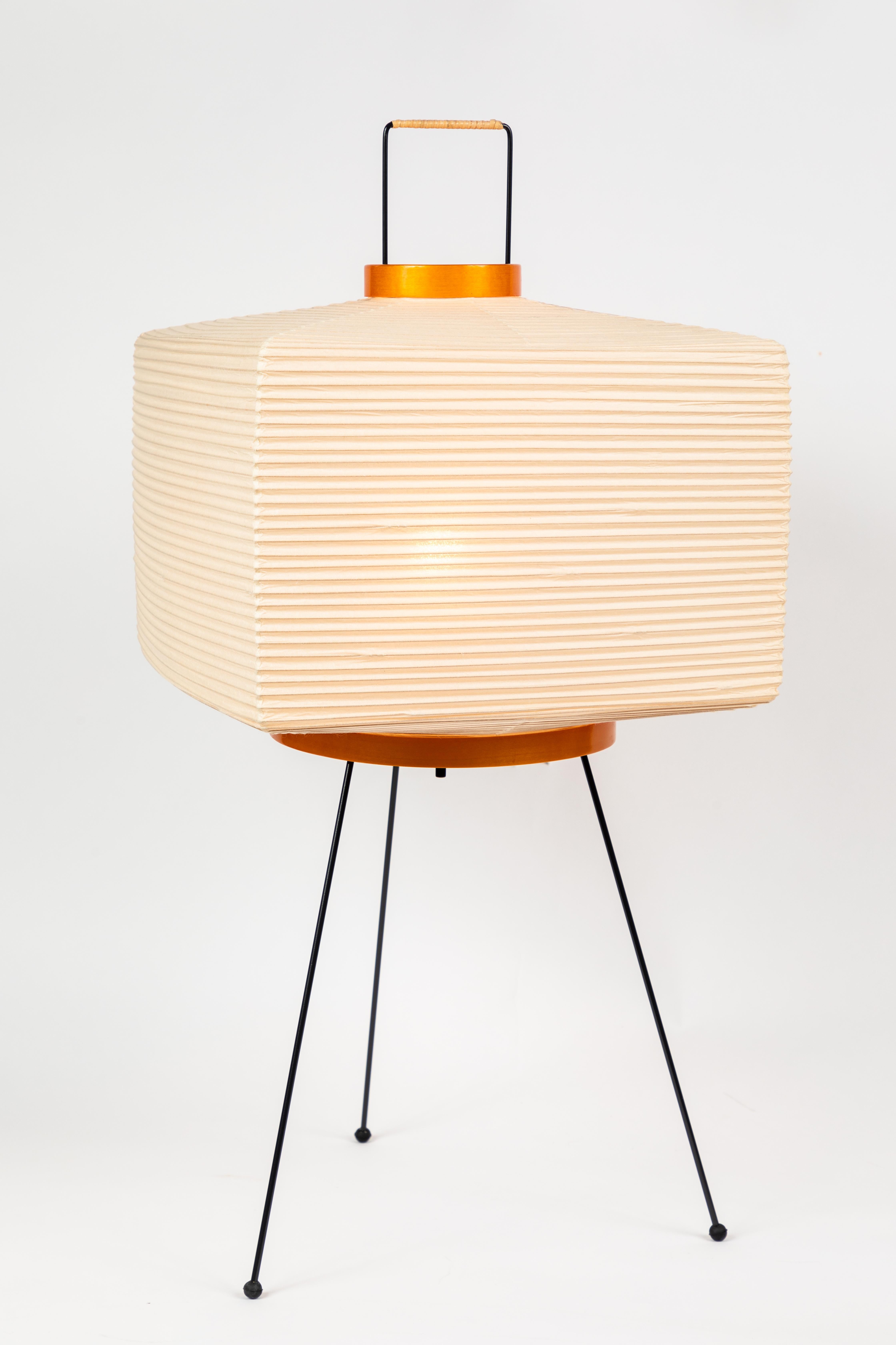 Modell 7A Lichtskulptur von Isamu Noguchi, Isamu Noguchi im Angebot 2