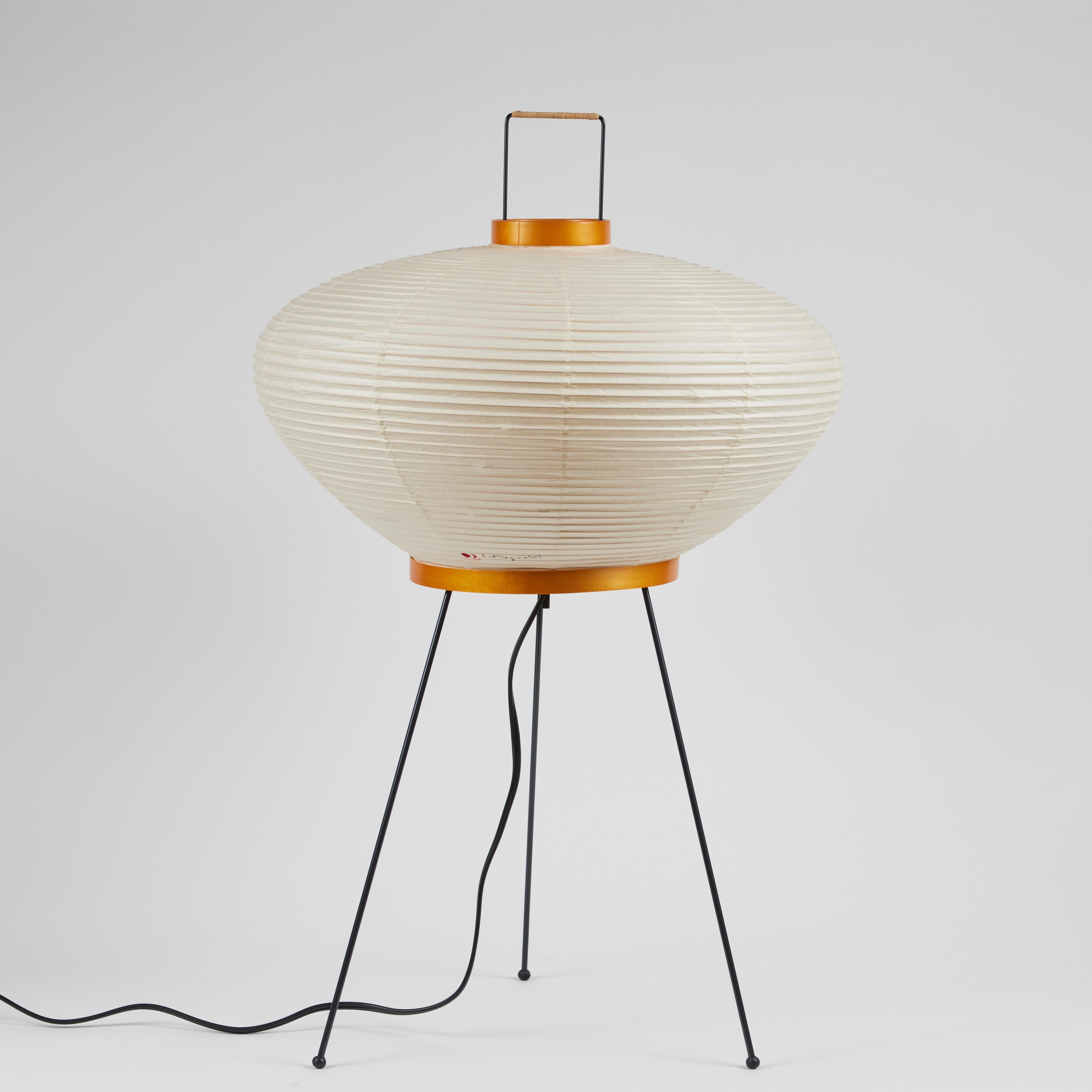Lichtskulptur „Modell 9A“ von Isamu Noguchi, Isamu Noguchi im Angebot 7