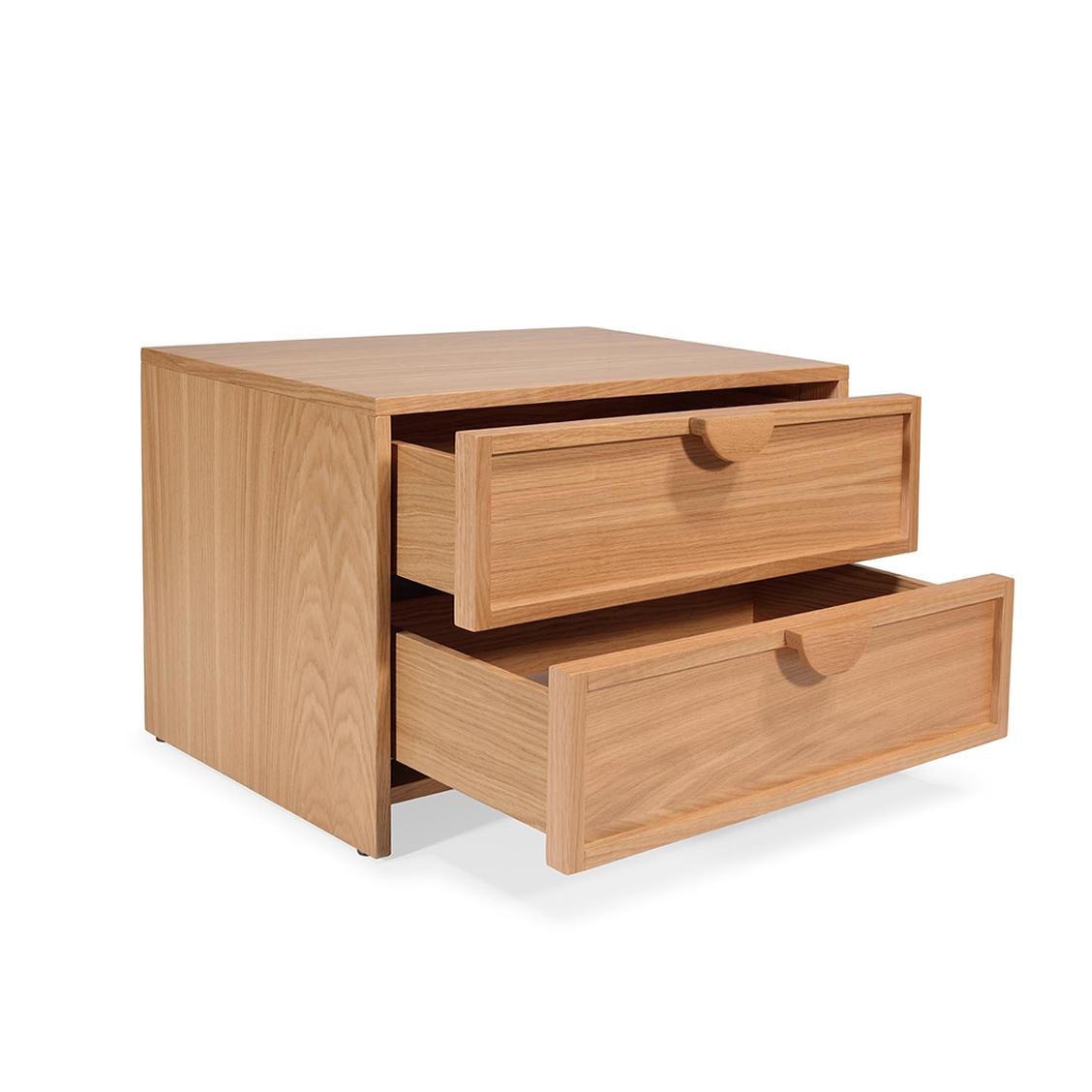 Portuguese Akari nightstand - Modern Oak Nightstand with Minimalist Design For Sale