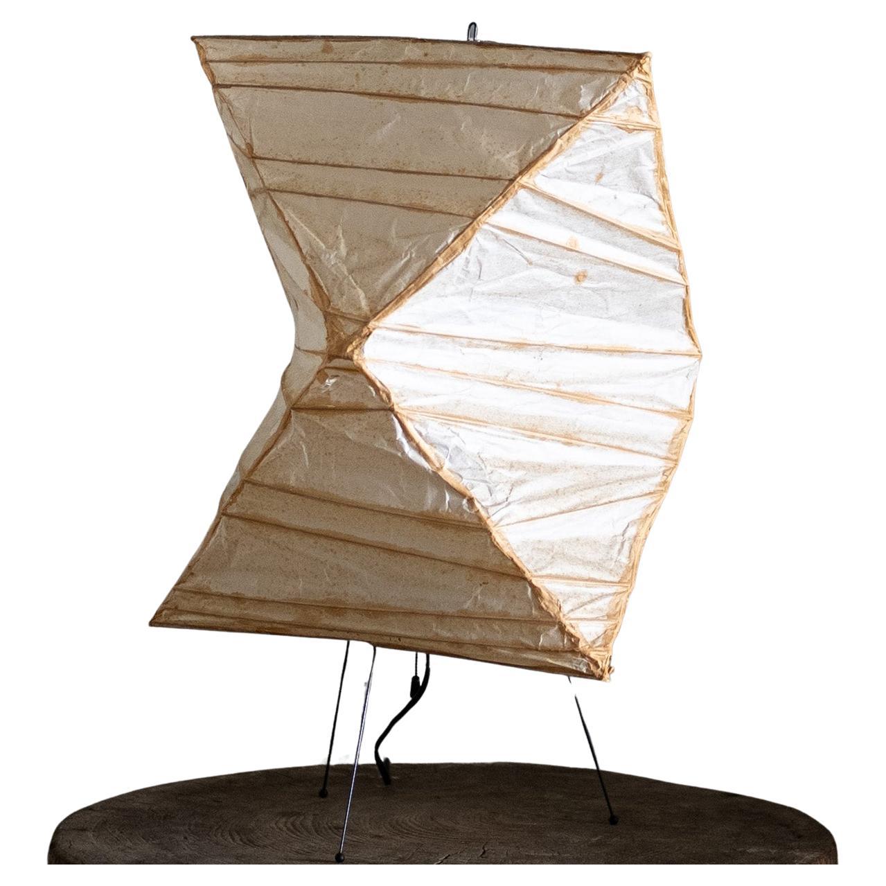 Lampada da tavolo e da terra Akari di Isamu Noguchi, Giappone, anni '80 - '90 in vendita