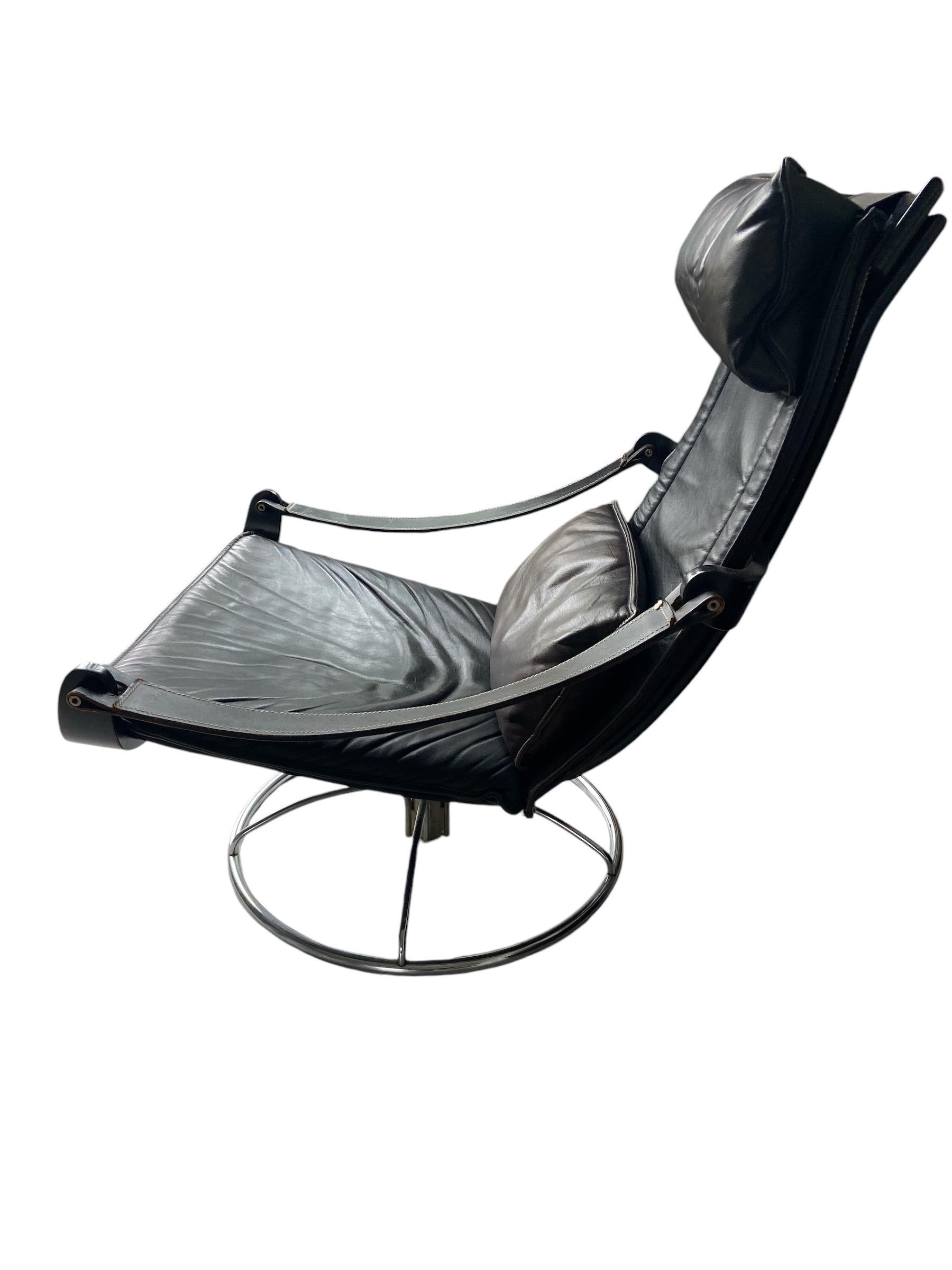 Steel Ake Fribytter black leather swivel chair For Sale
