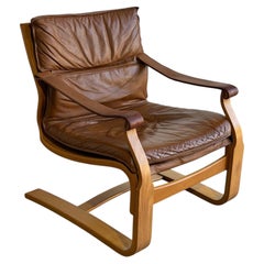 Fauteuil de salon en cuir marron « Åke Fribytter », style moderne suédois du milieu du siècle, années 1970