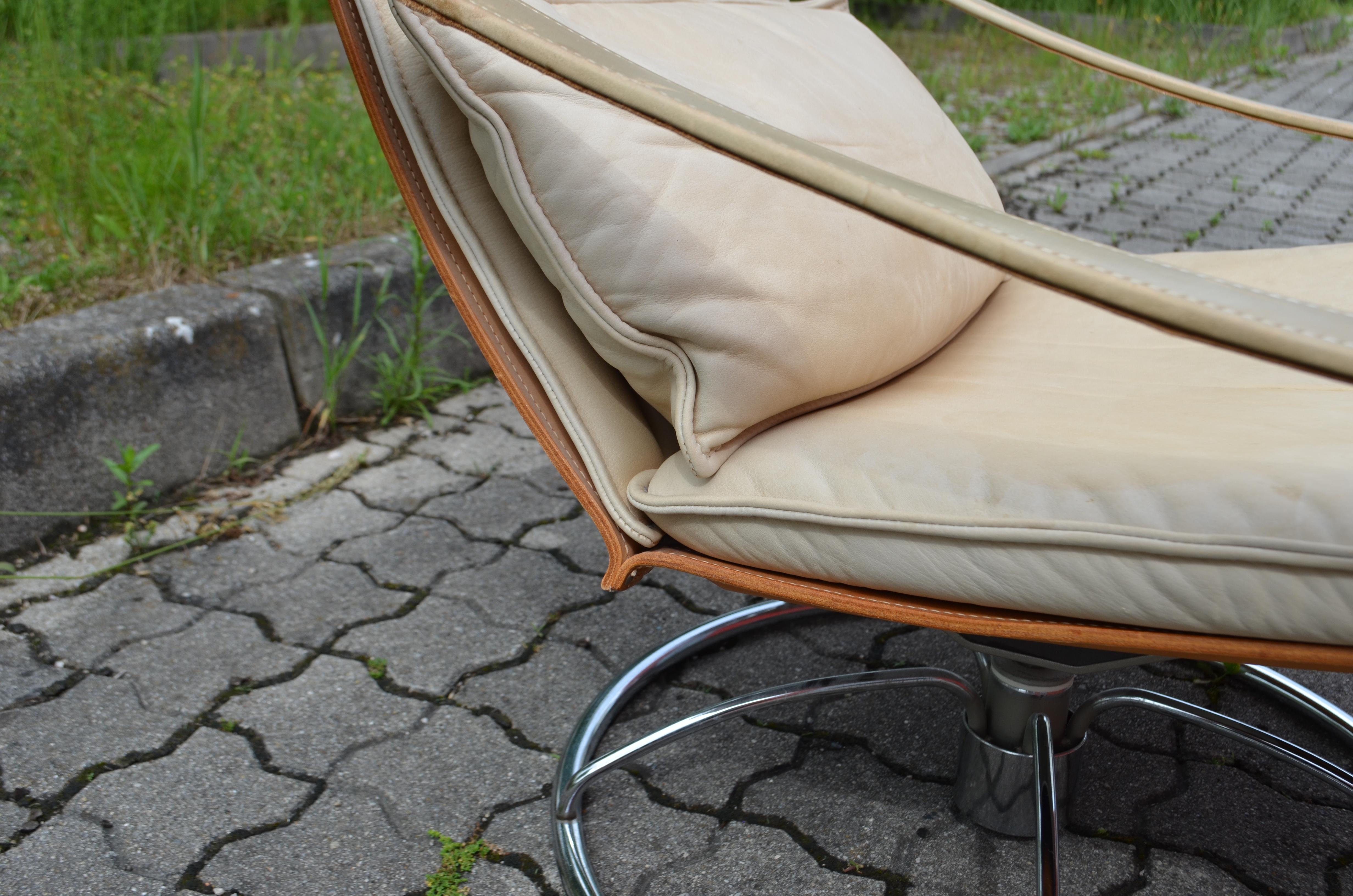 Ake Fribytter for NELO Sweden Swivel Leather Lounge Chair Cognac For Sale 8