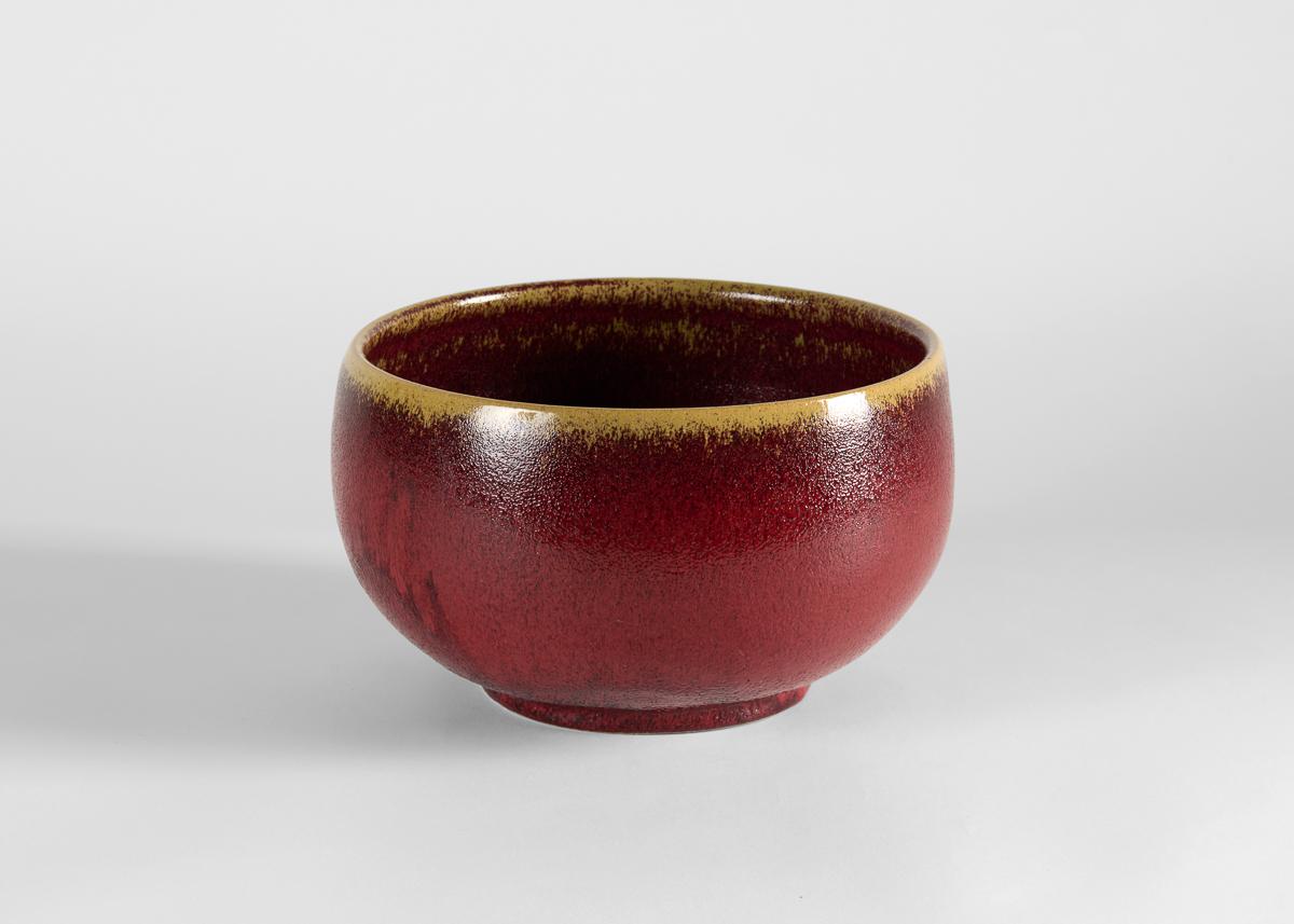 Smaltato Åke Holm, Ciotola con smalto color sangue di bue, Svezia, 1940 ca. in vendita