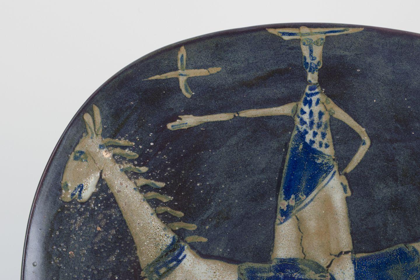 Scandinavian Modern Åke Holm, Swedish ceramicist. Large ceramic dish with motif of Don Quixote. For Sale