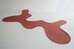 Tapis AKI, rouge marron de forme organique