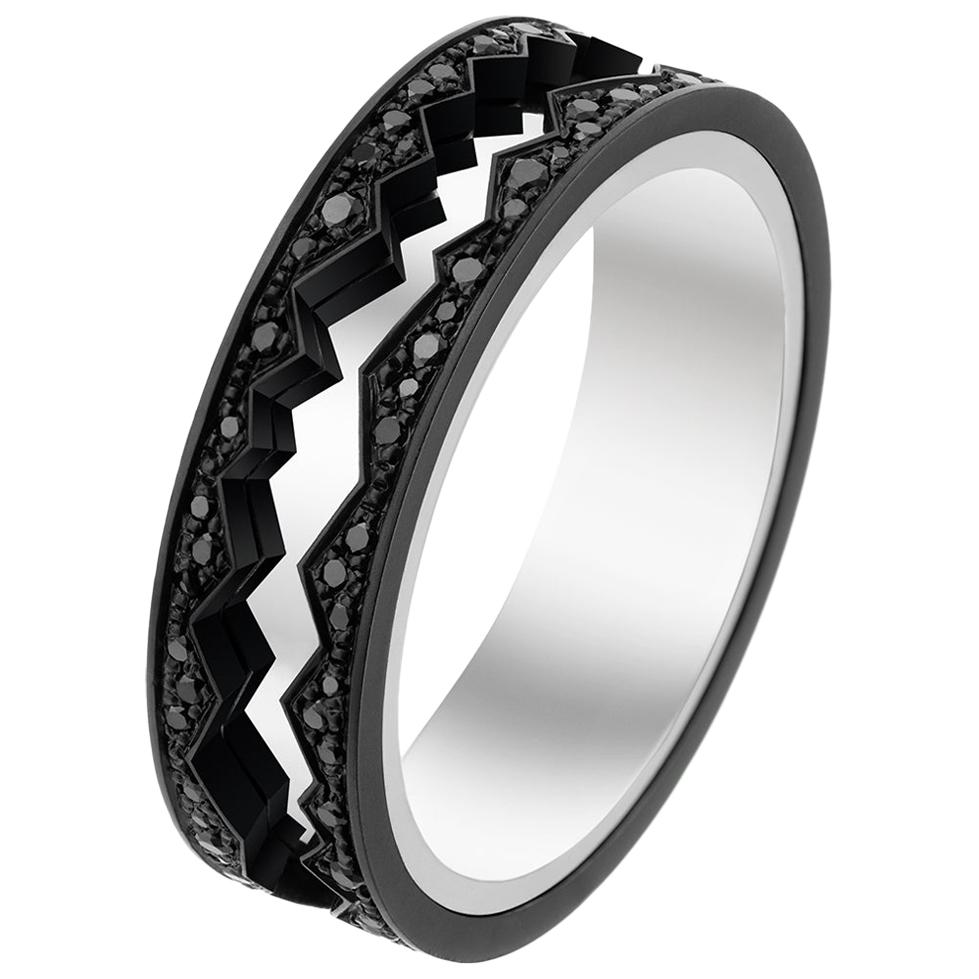 Akillis Capture in Motion Ring 18 Karat White Gold Black Diamonds For Sale