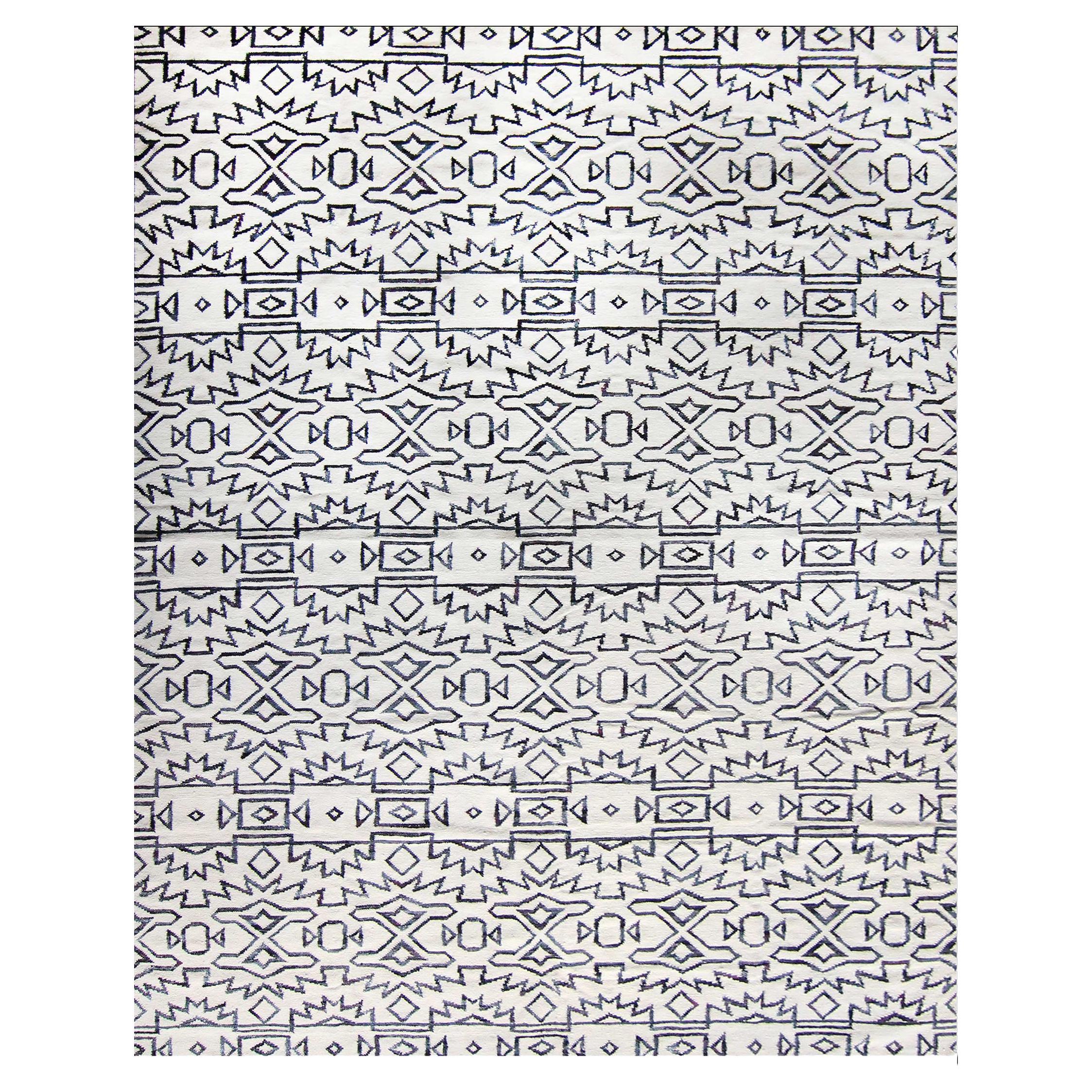 Akimbo 5 B&W Flachgewebe-Teppich von Eskayel