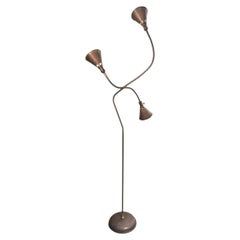 Lampada da terra "Akimbo", metà secolo restaurata, ottone, acciaio, bronzo invecchiato, regolabile