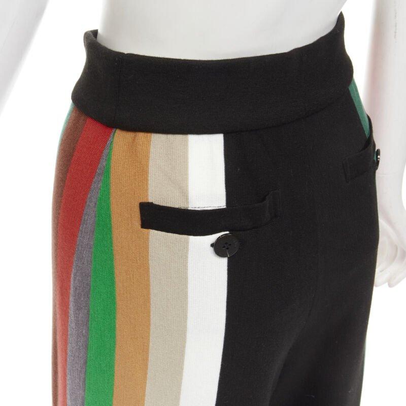 Nero AKIRA NAKA pantaloni a gamba larga in maglia nera a righe multiple US2 S in vendita