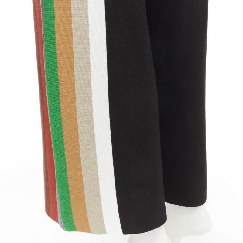 AKIRA NAKA pantaloni a gamba larga in maglia nera a righe multiple US2 S in vendita 2