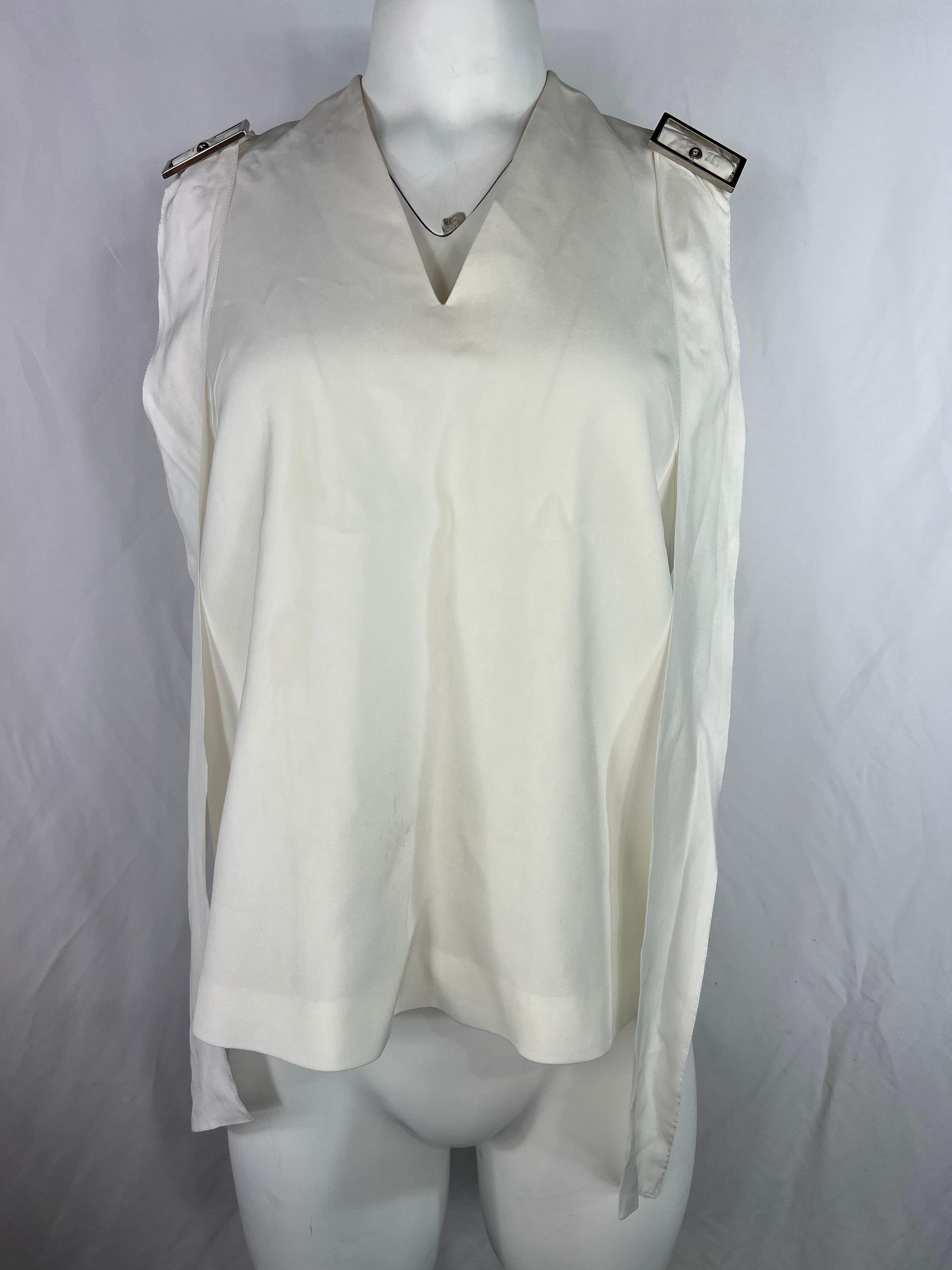 Akira Naka White Top Blouse, Size 3 For Sale at 1stDibs | fabrique