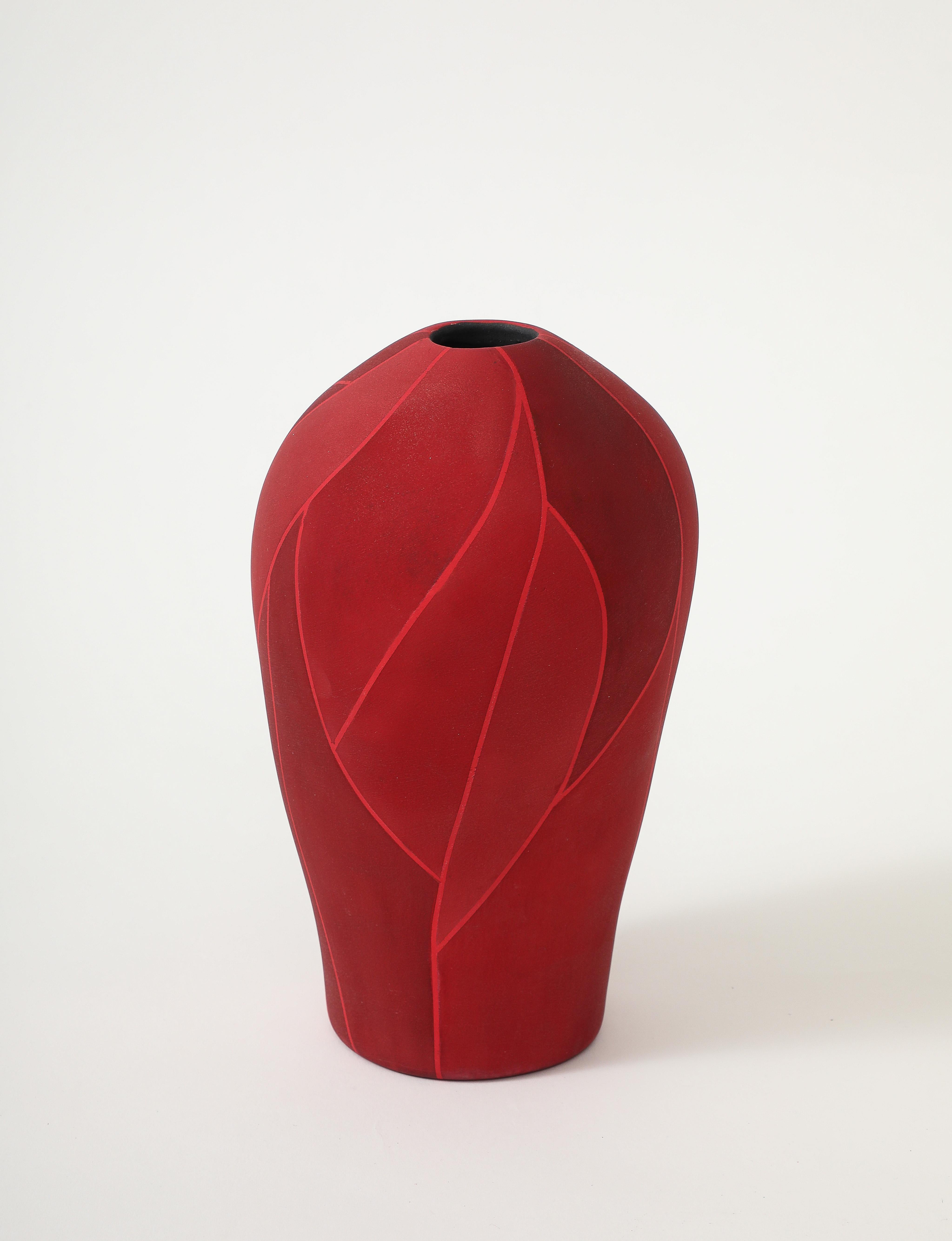 Giapponese Akira Yamada, Burning Red Vessel no. 6 (猩々緋彩器 no. 6), 2024 in vendita