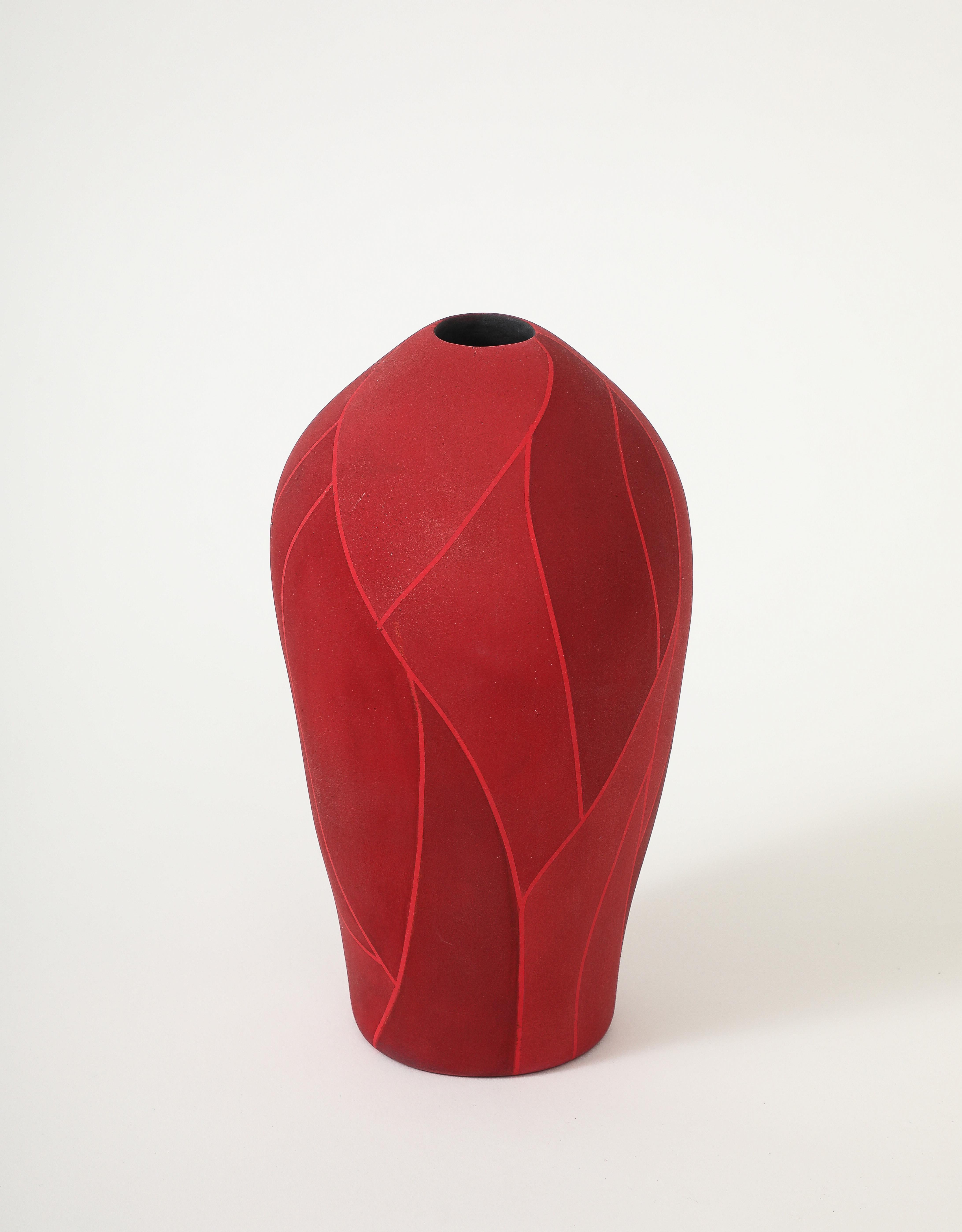 Akira Yamada, Burning Red Vessel no. 6 (猩々緋彩器 no. 6), 2024 In condizioni ottime in vendita a New York, NY