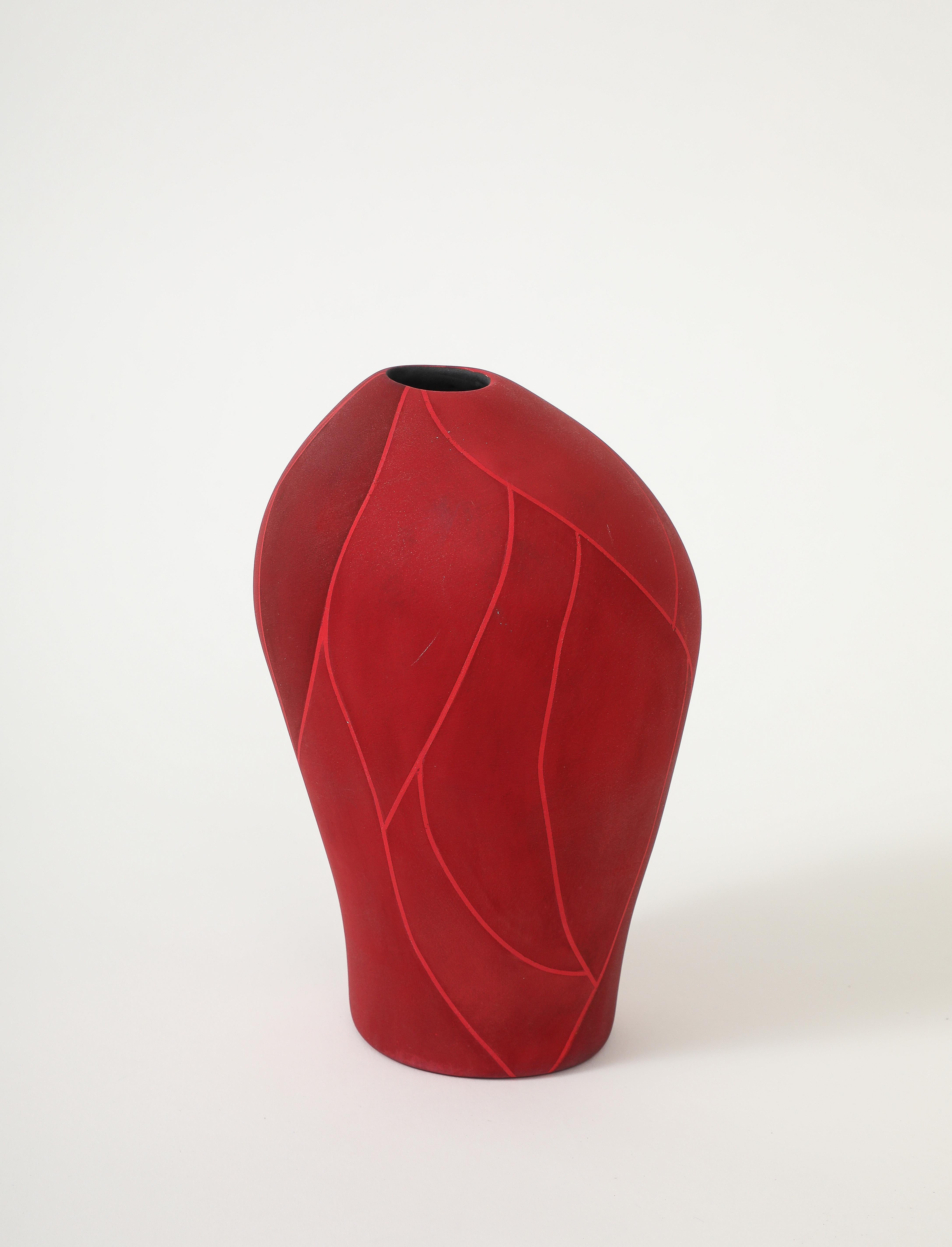 XXI secolo e contemporaneo Akira Yamada, Burning Red Vessel no. 6 (猩々緋彩器 no. 6), 2024 in vendita