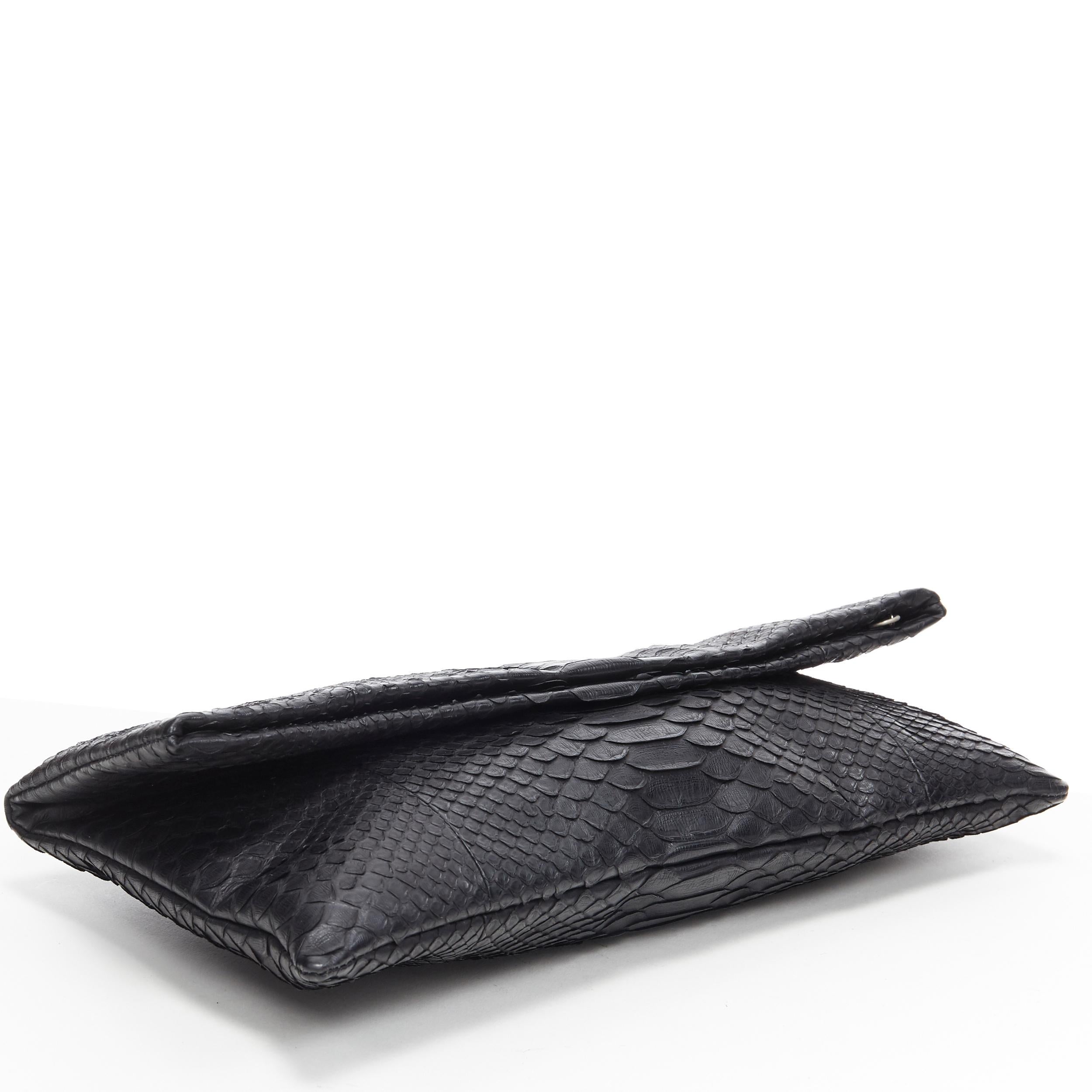 AKKESOIR black genuine scaled leather foldover rectangular clutch bag In Excellent Condition In Hong Kong, NT