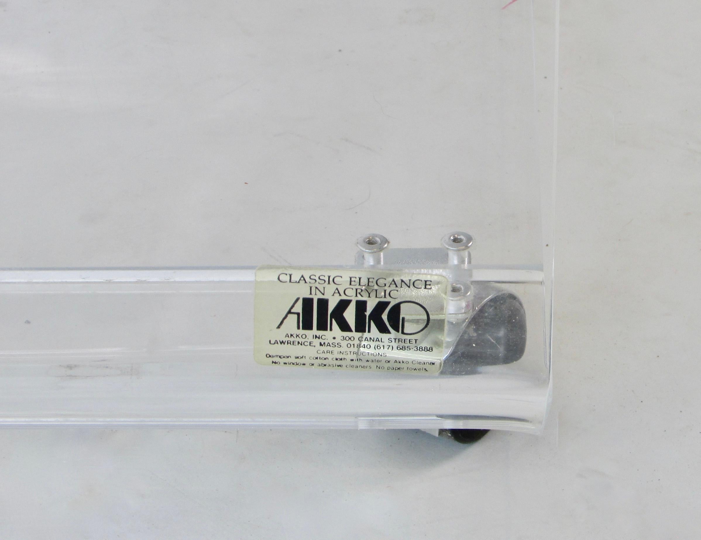 Akko Acrylic Waterfall Rolling Bar Cart 2