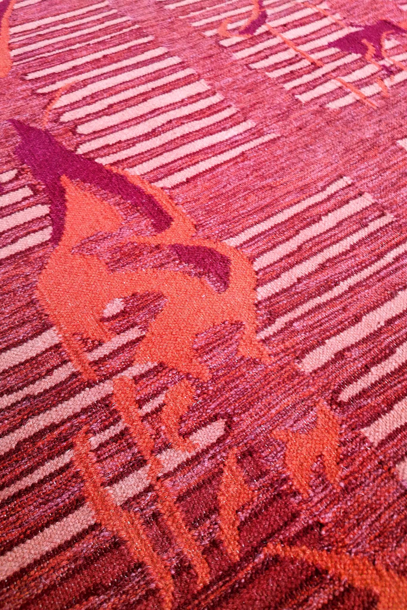 Tappeto Akkorder di Volver Studio
Dimensioni: L 200 x L 300 cm.
Materiali: Lana e cotone.

Disponibile in quattro dimensioni: 90 x 240 cm, 140 x 200 cm, 170 x 240 cm e 200 x 300 cm. Disponibile anche in misure personalizzate. I prezzi possono
