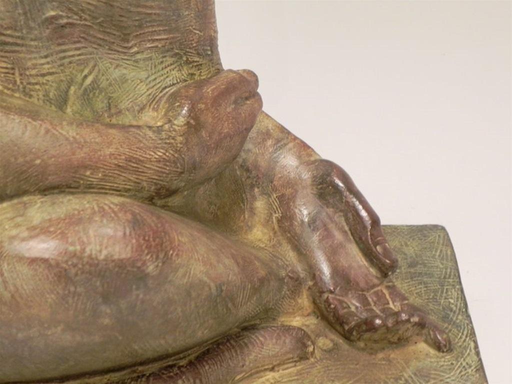 Akop GURDJAN (après) (1881-1948) Sitting Baboon Bronze  For Sale 2
