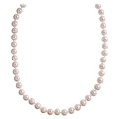 Akoya AA Cultured Pearl 18 Karat Gold and Diamond Necklace