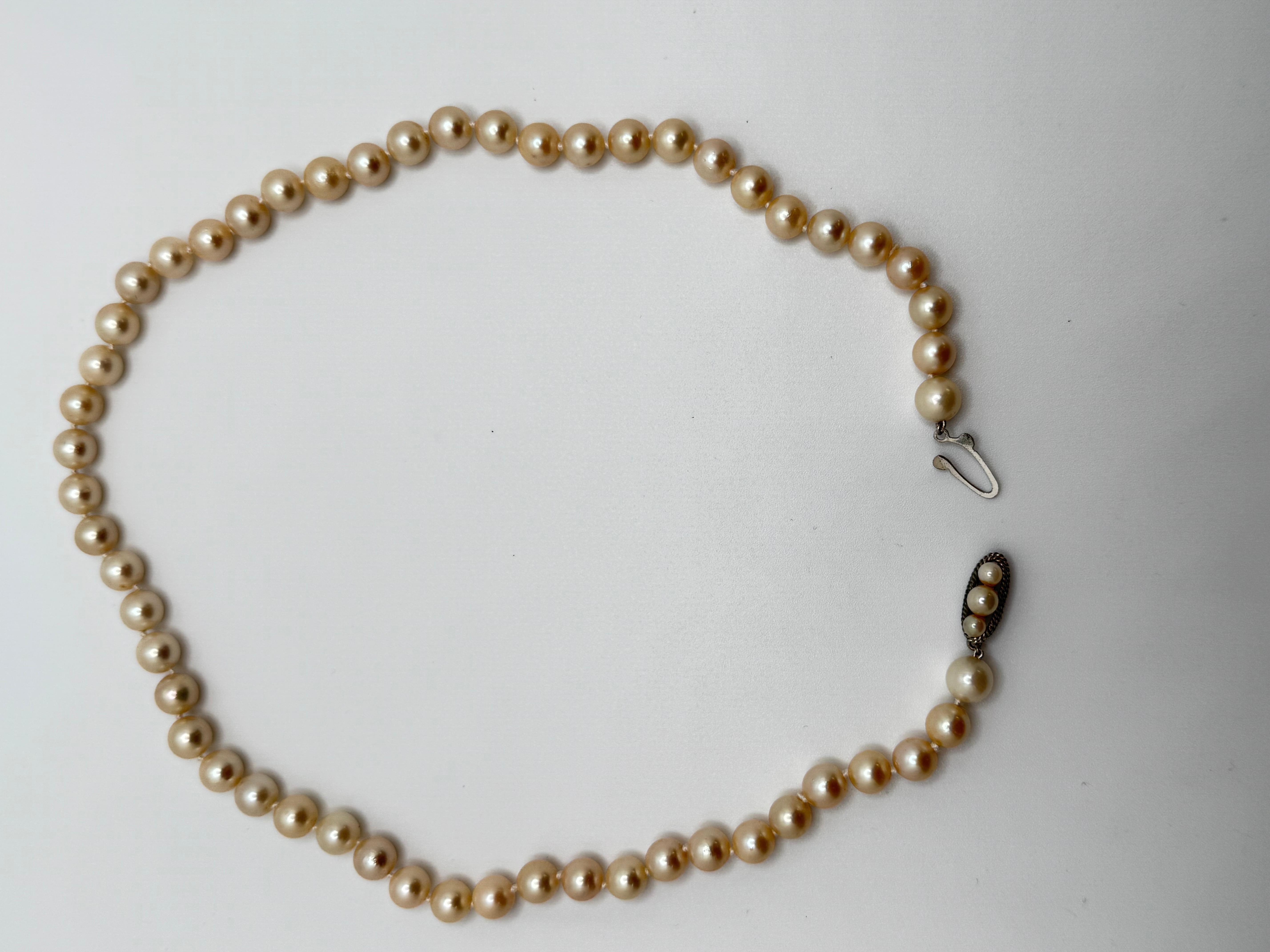 Akoya Cream Pearl Necklace in vendita 2
