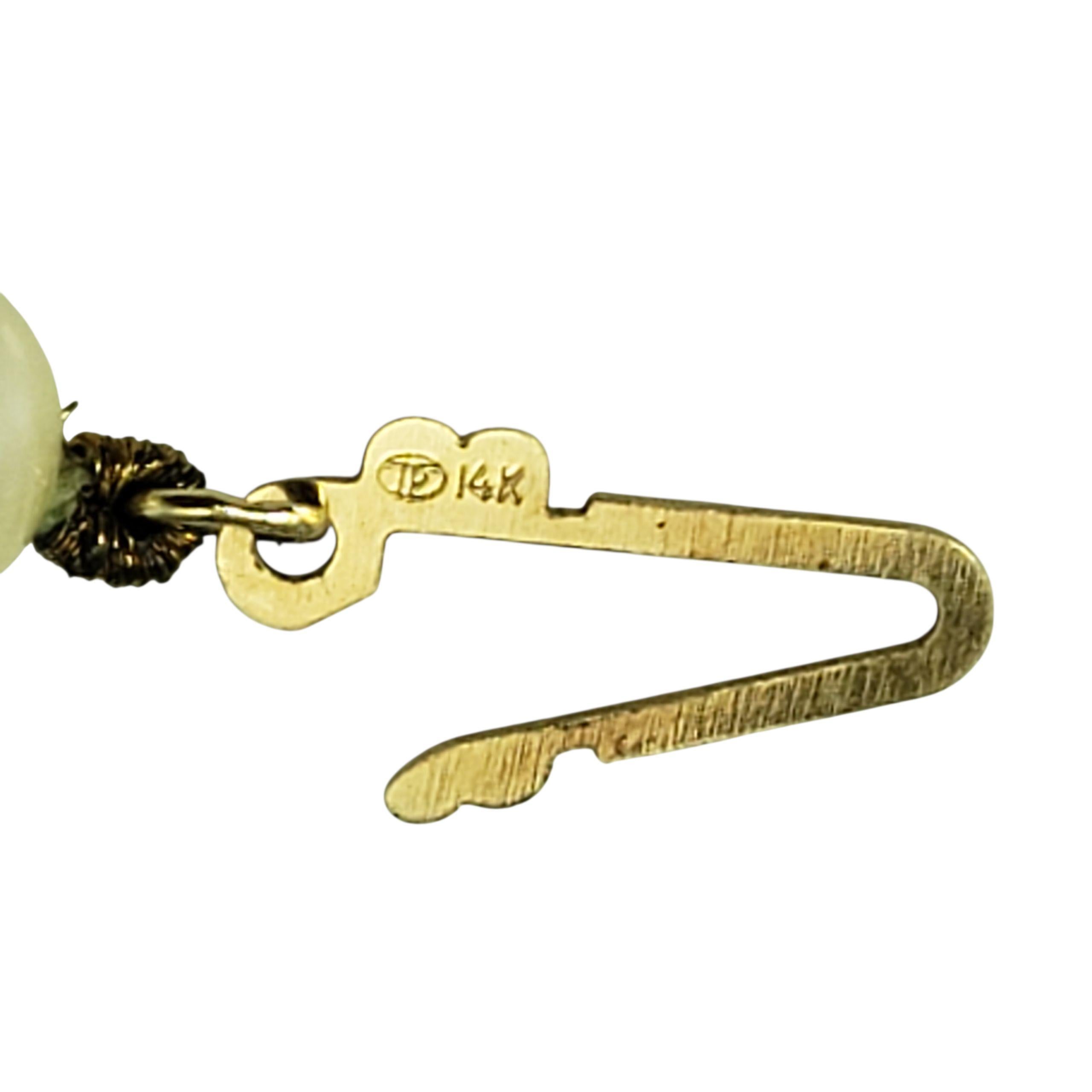 Collier de perles de culture Akoya 5.5 - 6mm avec fermoir en or jaune 14K #22368 Pour femmes en vente