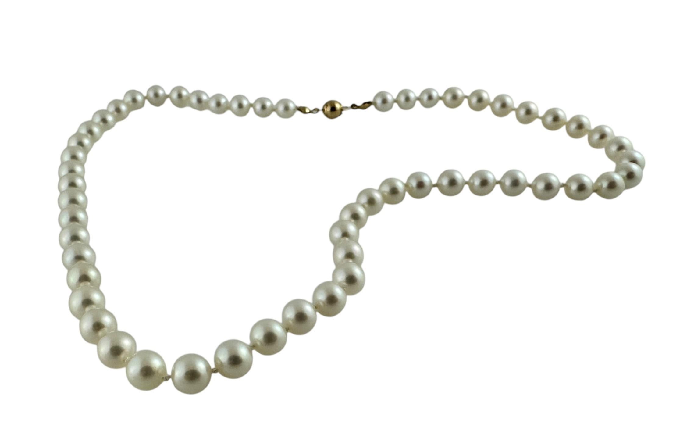 Akoya Cultured Pearl Necklace with 14K Yellow Gold Closure  #19461 In Good Condition For Sale In Washington Depot, CT