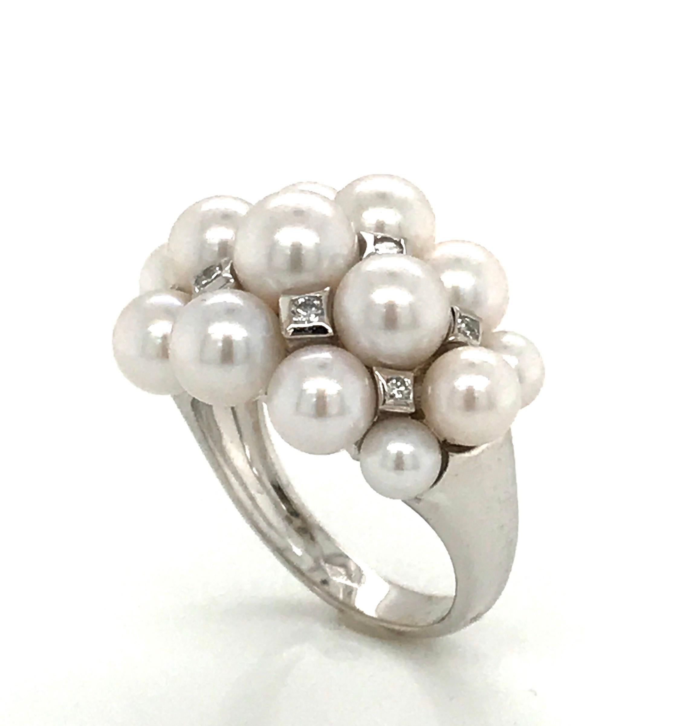 Contemporary Akoya Cultured Pearls and White Diamonds on White Gold 18 Karat Dome Ring