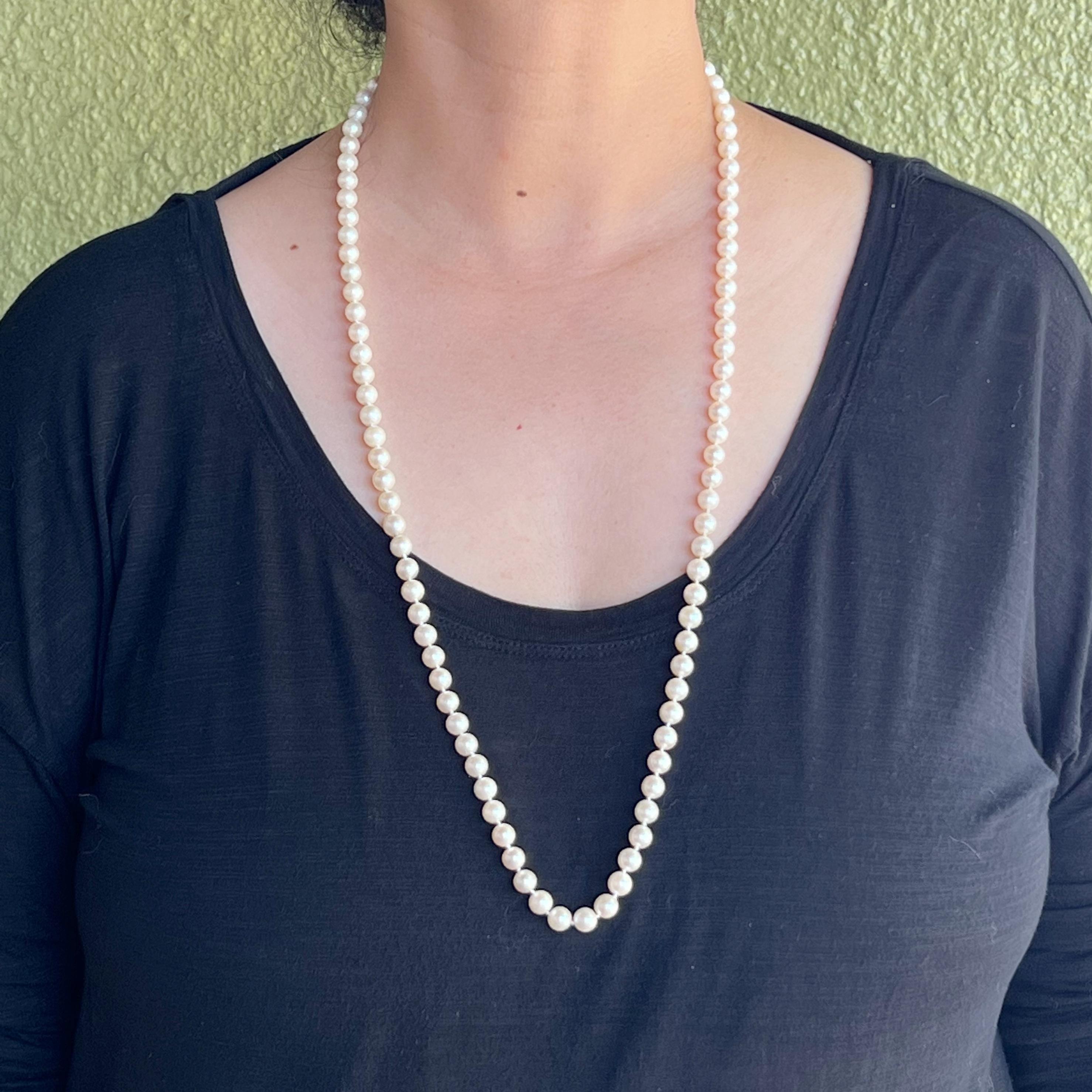 Akoya-Halskette mit umwandelbarem Verschluss, japanische weiße Perle 14 Karat und Opal im Zustand „Hervorragend“ im Angebot in Berkeley, CA
