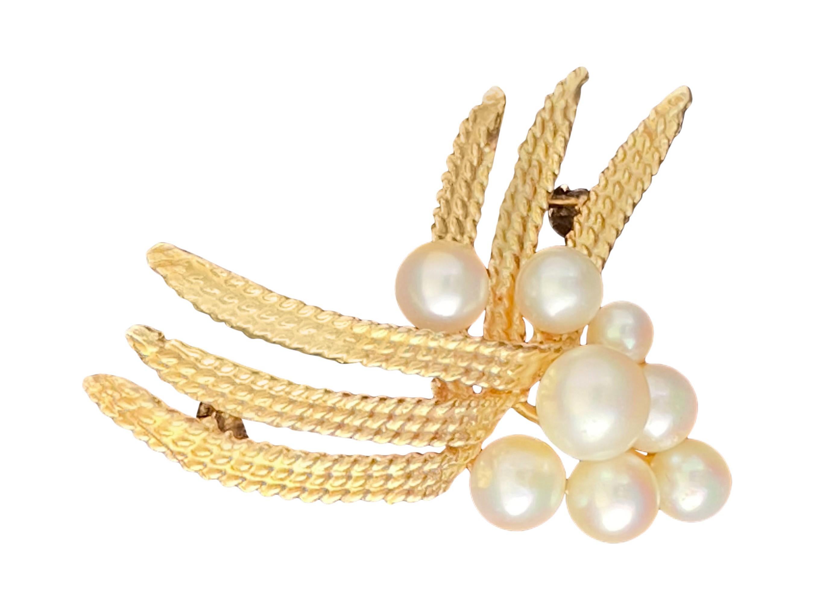 Uncut Akoya Pearl 14k Yellow Gold Grapes Leaves Foliate Vintage 1970s Brooch Pin For Sale