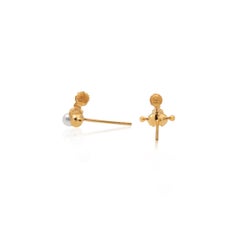 Freshwater Pearl 18-Karat Yellow Gold small single pattern Fine Earrings